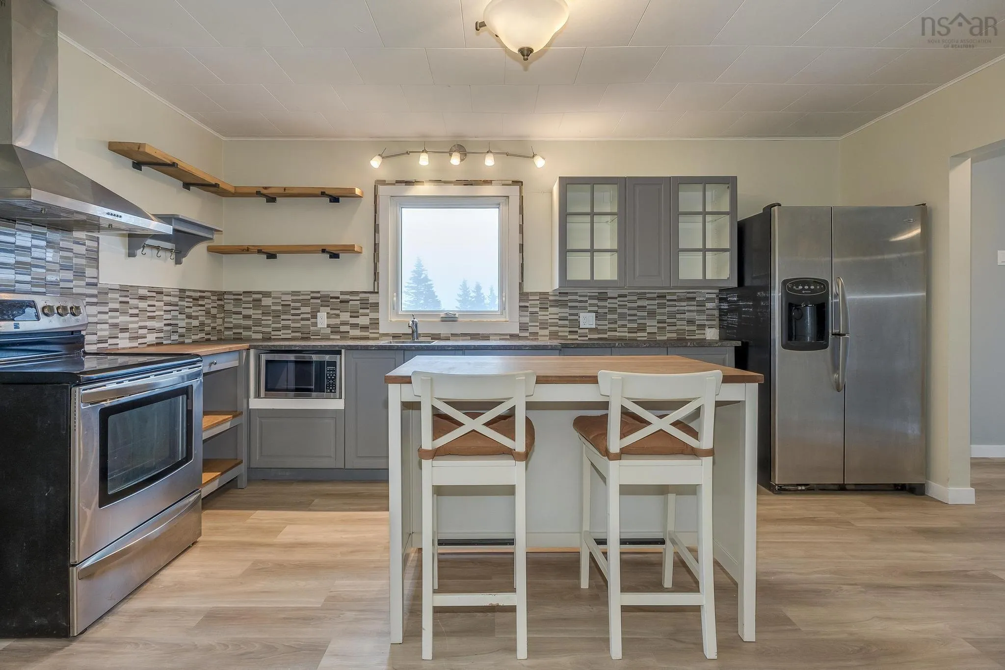 2510 West Ship Harbour Crossroads, Owls Head, NS B0J 2L0, 2 Bedrooms Bedrooms, ,1 BathroomBathrooms,Residential,For Sale,West Ship Harbour,202521786
