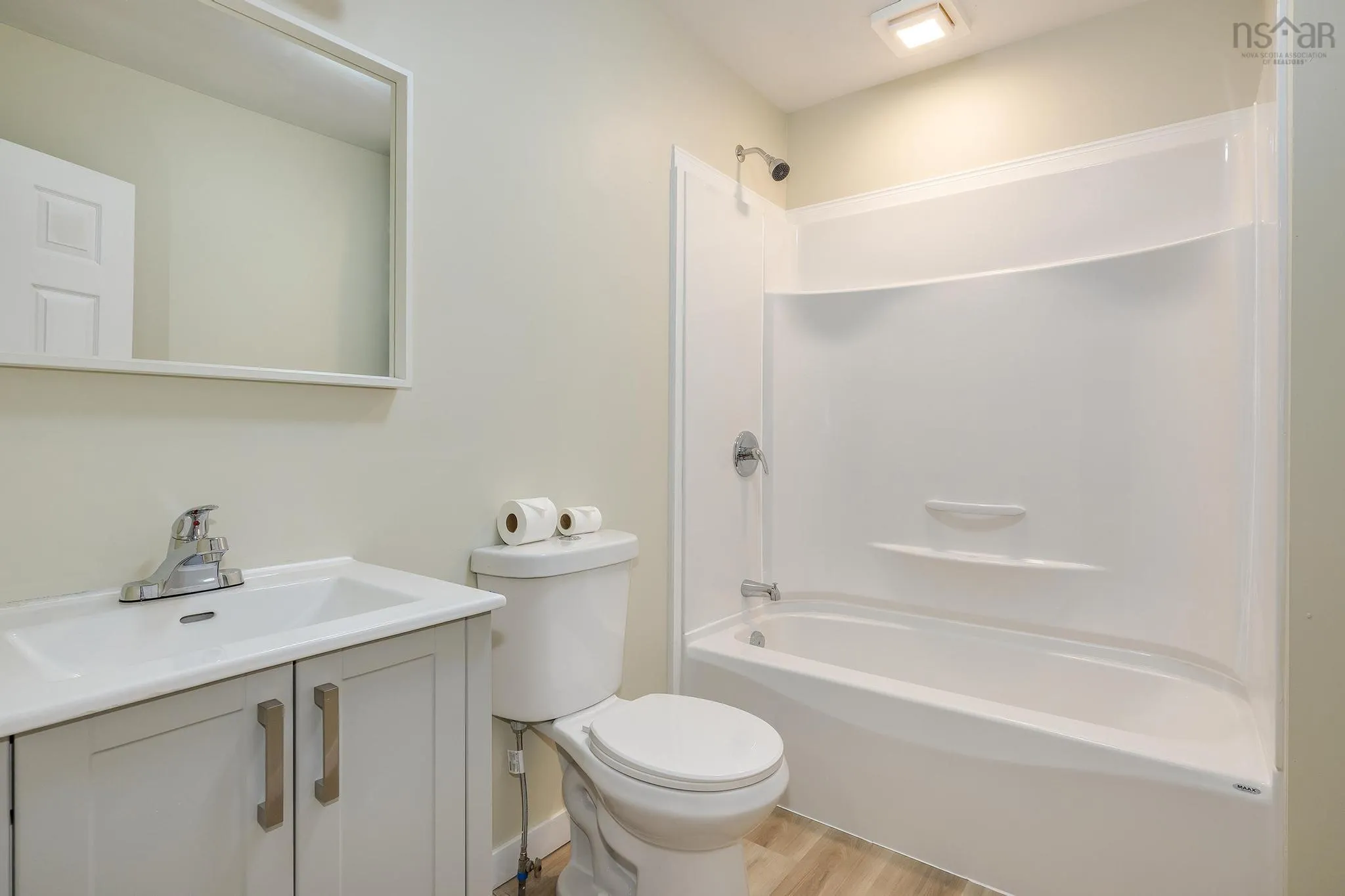2510 West Ship Harbour Crossroads, Owls Head, NS B0J 2L0, 2 Bedrooms Bedrooms, ,1 BathroomBathrooms,Residential,For Sale,West Ship Harbour,202521786