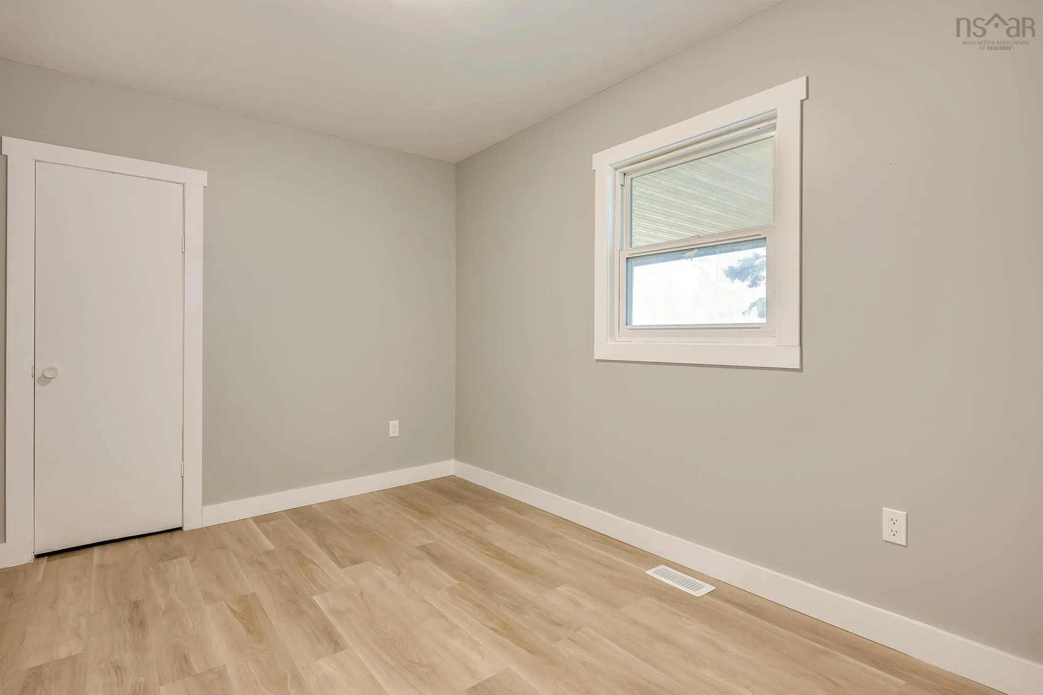 2510 West Ship Harbour Crossroads, Owls Head, NS B0J 2L0, 2 Bedrooms Bedrooms, ,1 BathroomBathrooms,Residential,For Sale,West Ship Harbour,202521786