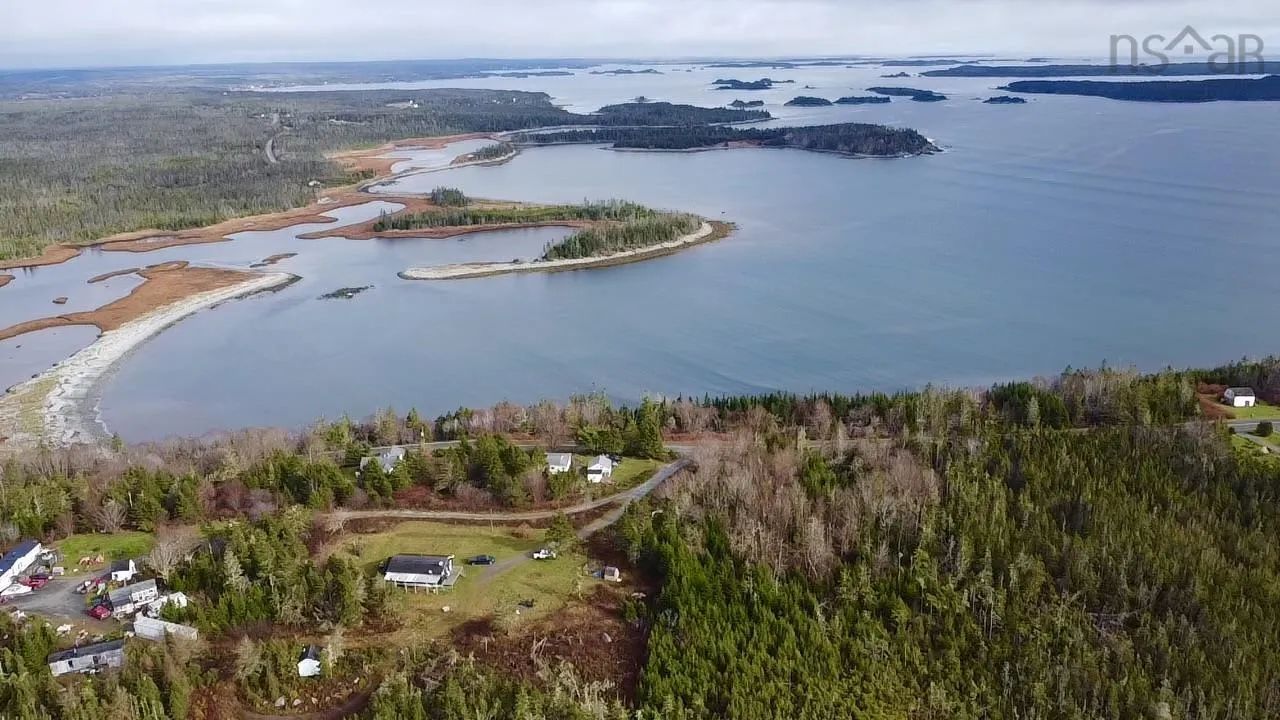 2510 West Ship Harbour Crossroads, Owls Head, NS B0J 2L0, 2 Bedrooms Bedrooms, ,1 BathroomBathrooms,Residential,For Sale,West Ship Harbour,202521786