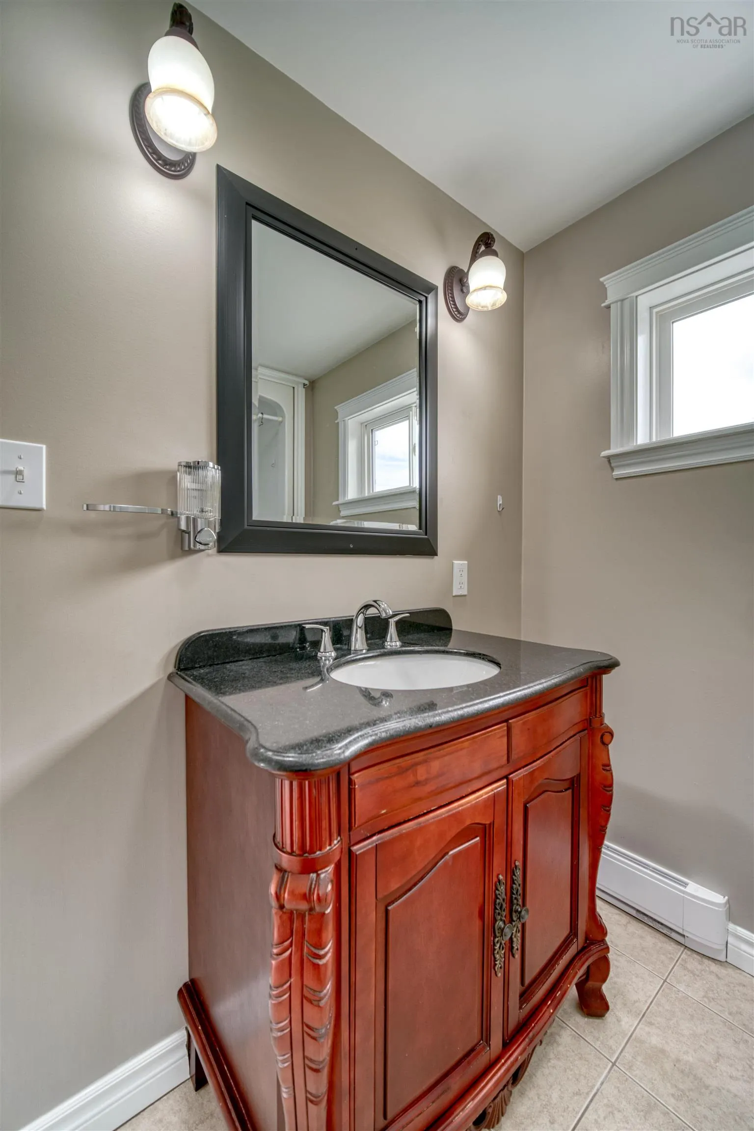 2993 Lovett Road, Coldbrook, NS B0P 1J0, 2 Bedrooms Bedrooms, ,2 BathroomsBathrooms,Residential,For Sale,Lovett Road,202516438