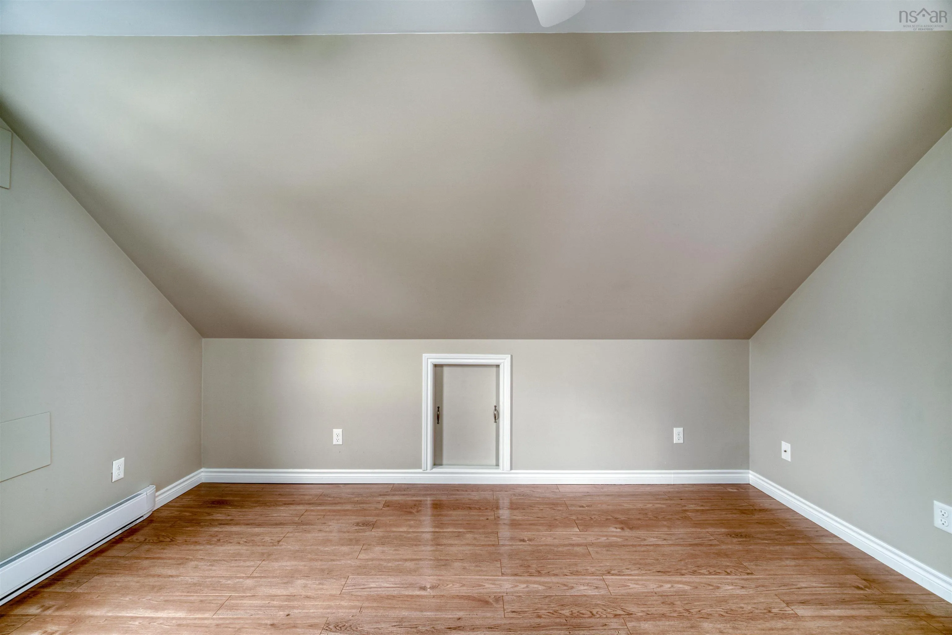 2993 Lovett Road, Coldbrook, NS B0P 1J0, 2 Bedrooms Bedrooms, ,2 BathroomsBathrooms,Residential,For Sale,Lovett Road,202516438