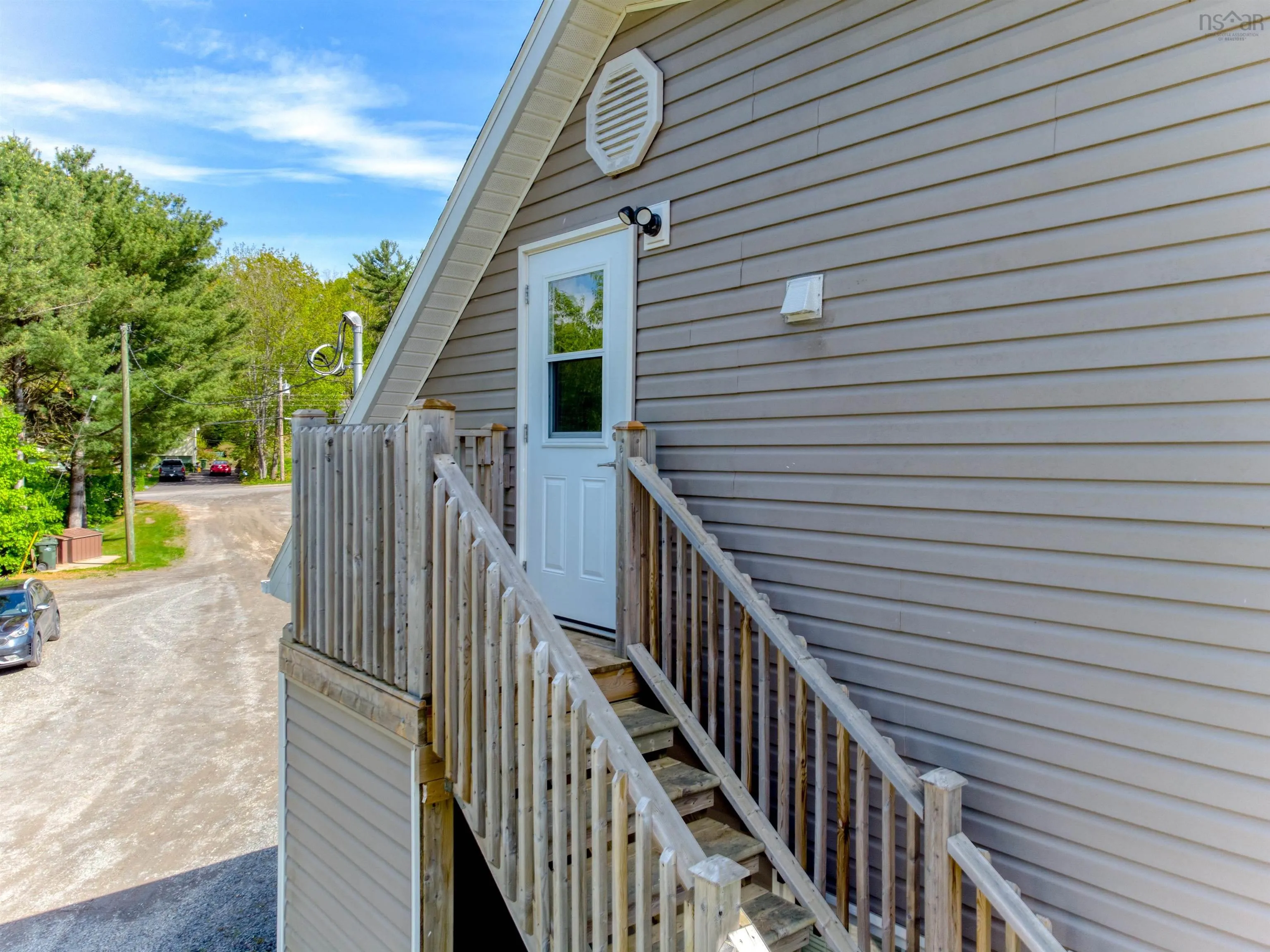 2993 Lovett Road, Coldbrook, NS B0P 1J0, 2 Bedrooms Bedrooms, ,2 BathroomsBathrooms,Residential,For Sale,Lovett Road,202516438