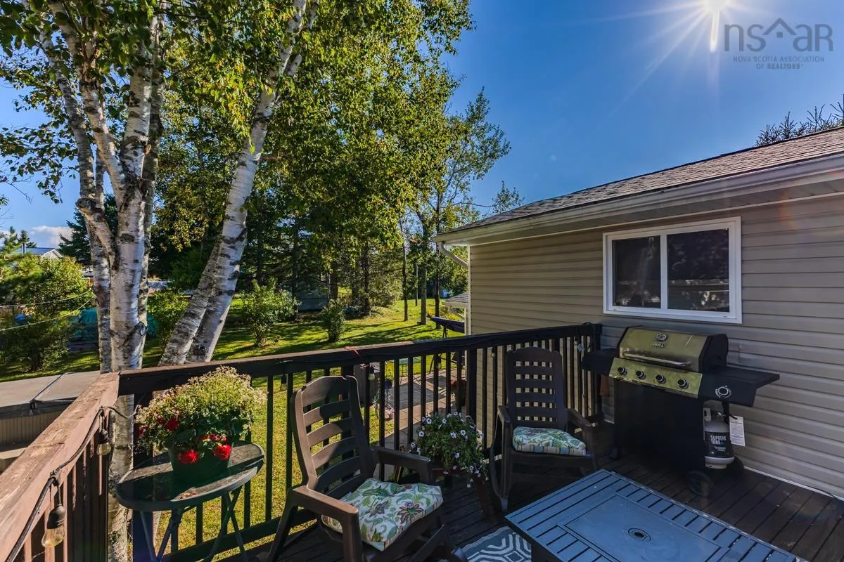 14 Clover Dr, Bible Hill, NS B2N 5P3, 5 Bedrooms Bedrooms, ,2 BathroomsBathrooms,Residential,For Sale,Clover Dr,202523374