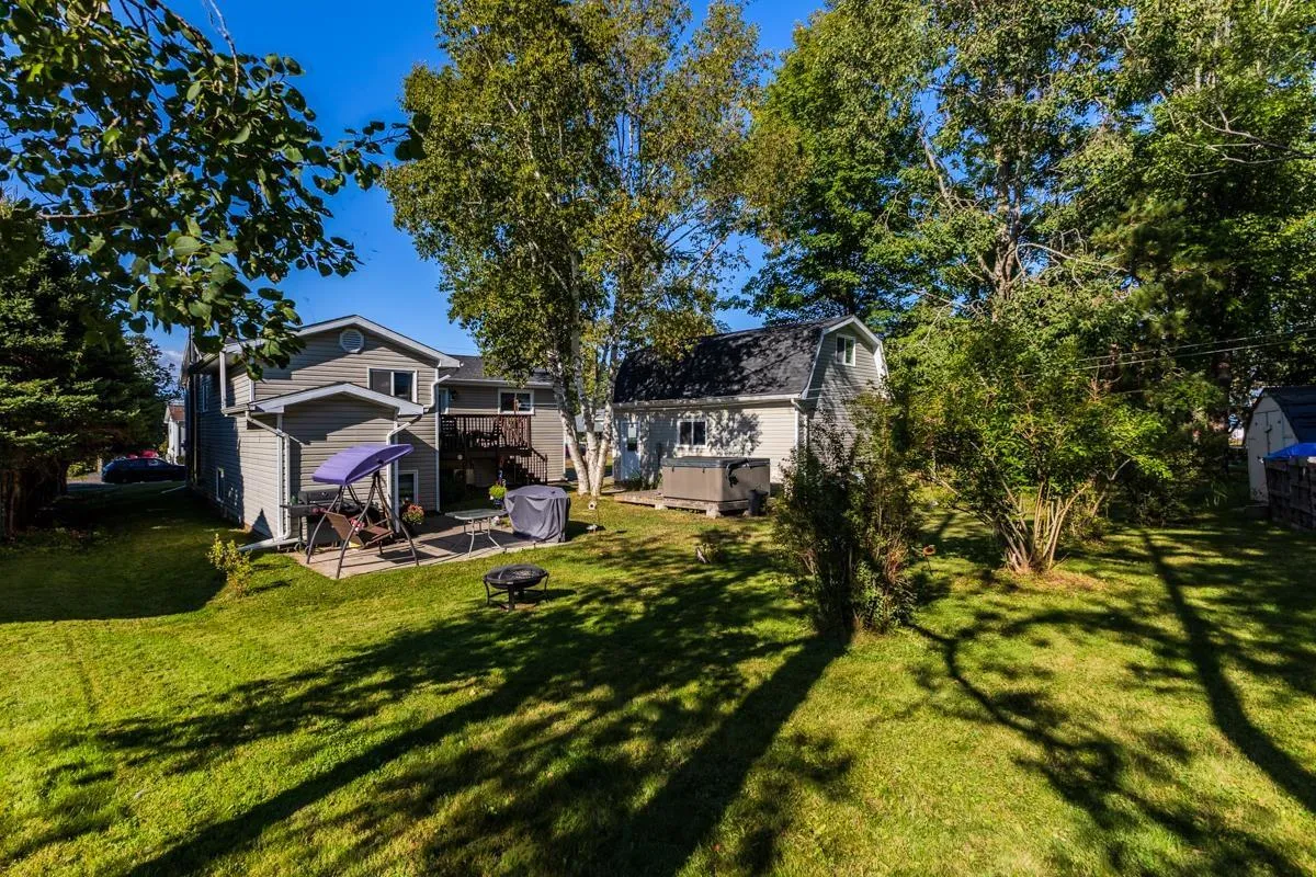 14 Clover Dr, Bible Hill, NS B2N 5P3, 5 Bedrooms Bedrooms, ,2 BathroomsBathrooms,Residential,For Sale,Clover Dr,202523374