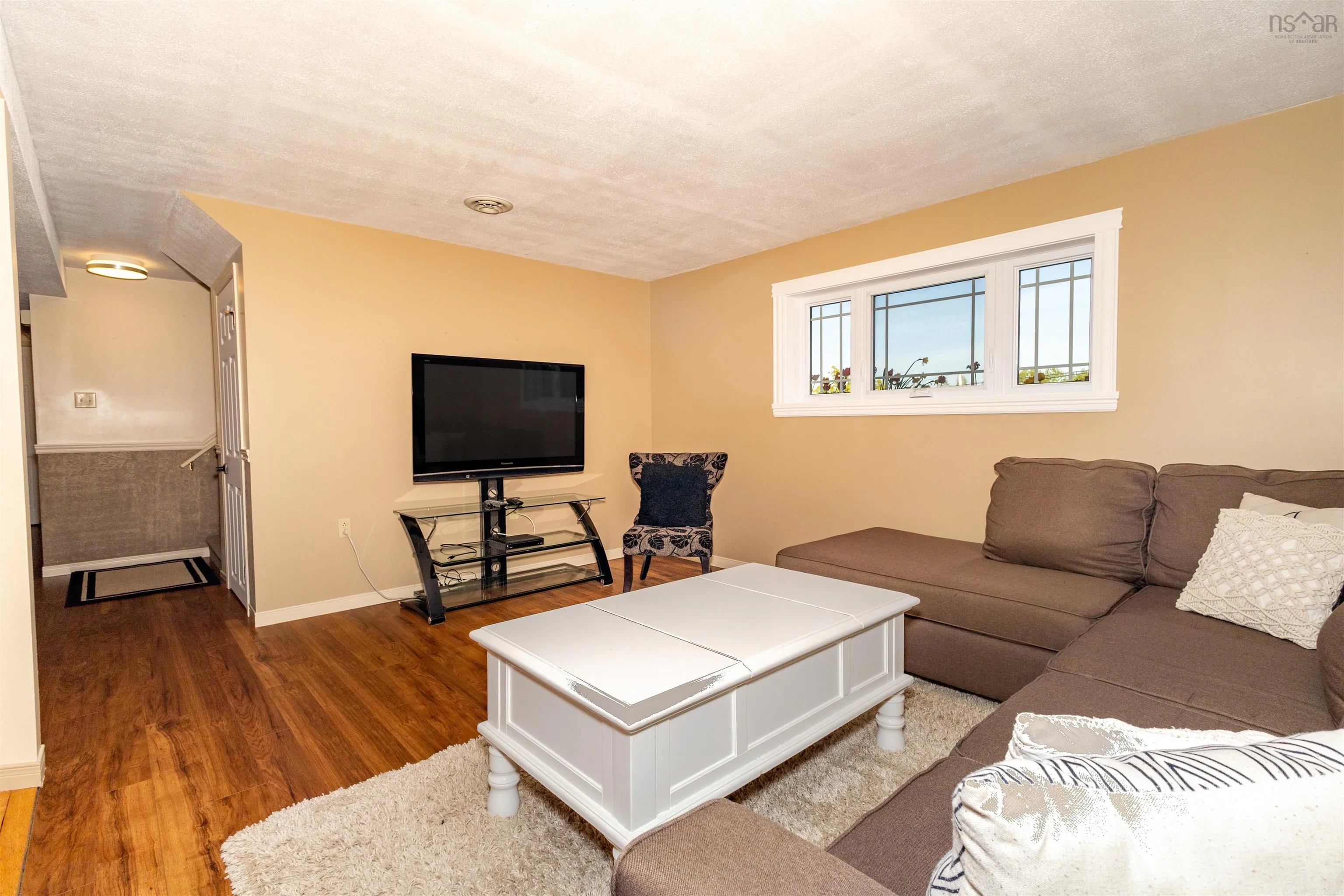8472 West Bay Road, Sampsonville, NS B0E 3B0, 5 Bedrooms Bedrooms, ,2 BathroomsBathrooms,Residential,For Sale,West Bay,202513191