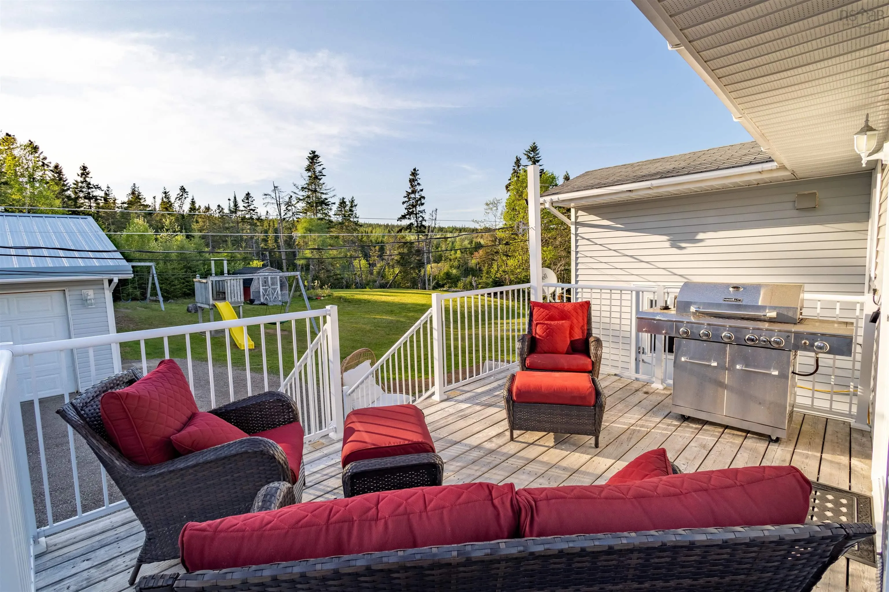 8472 West Bay Road, Sampsonville, NS B0E 3B0, 5 Bedrooms Bedrooms, ,2 BathroomsBathrooms,Residential,For Sale,West Bay,202513191