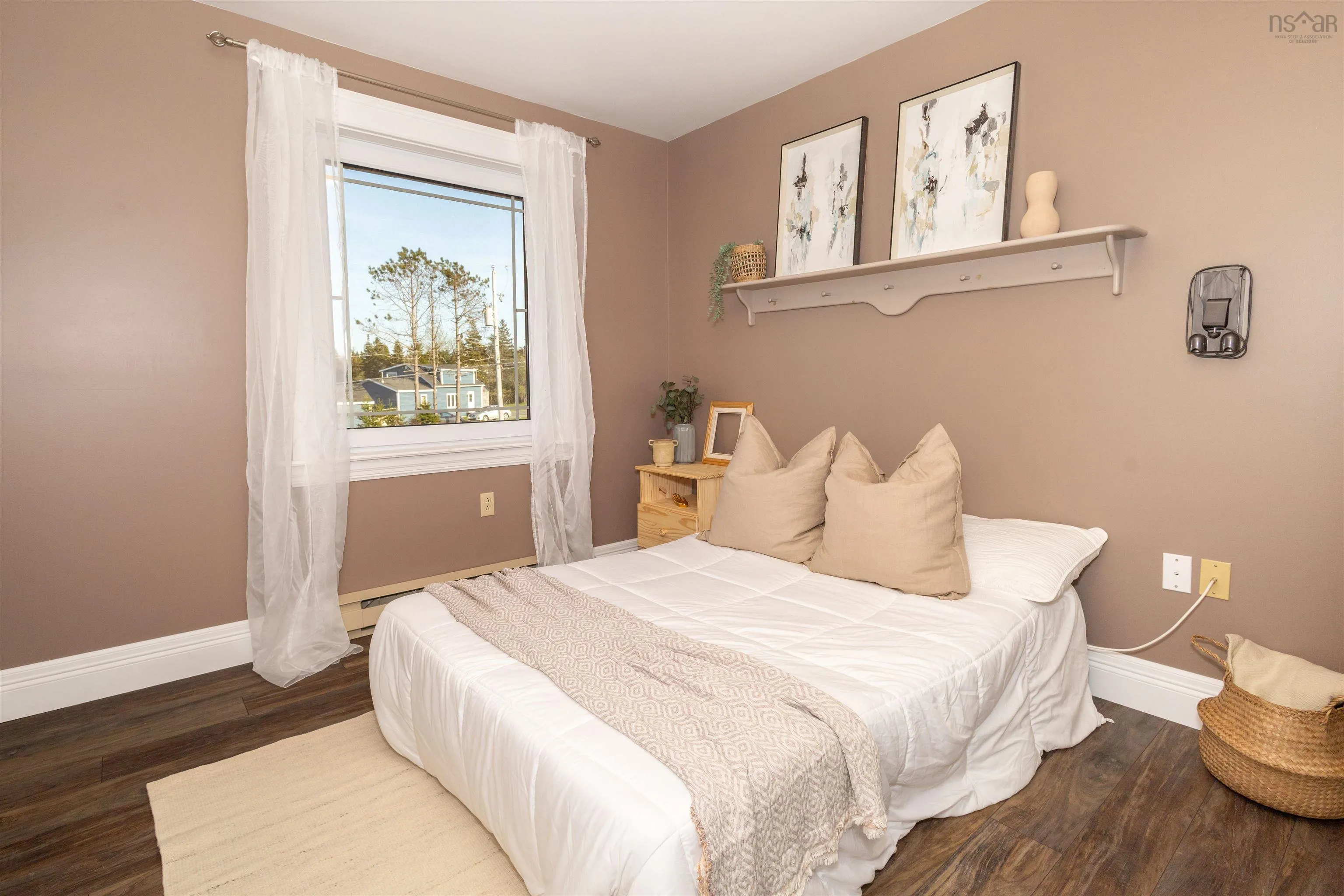 8472 West Bay Road, Sampsonville, NS B0E 3B0, 5 Bedrooms Bedrooms, ,2 BathroomsBathrooms,Residential,For Sale,West Bay,202513191