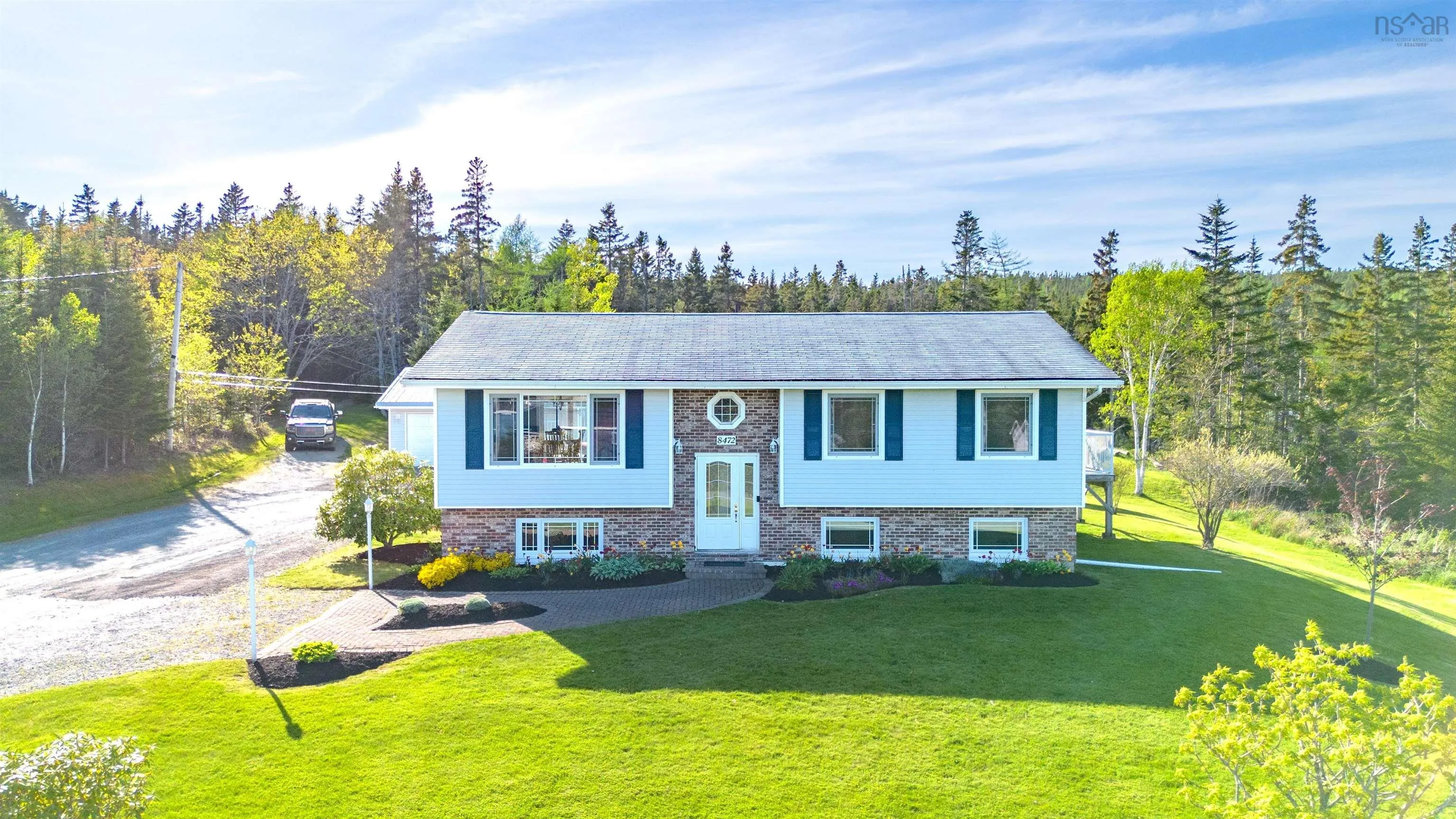 8472 West Bay Road, Sampsonville, NS B0E 3B0, 5 Bedrooms Bedrooms, ,2 BathroomsBathrooms,Residential,For Sale,West Bay,202513191