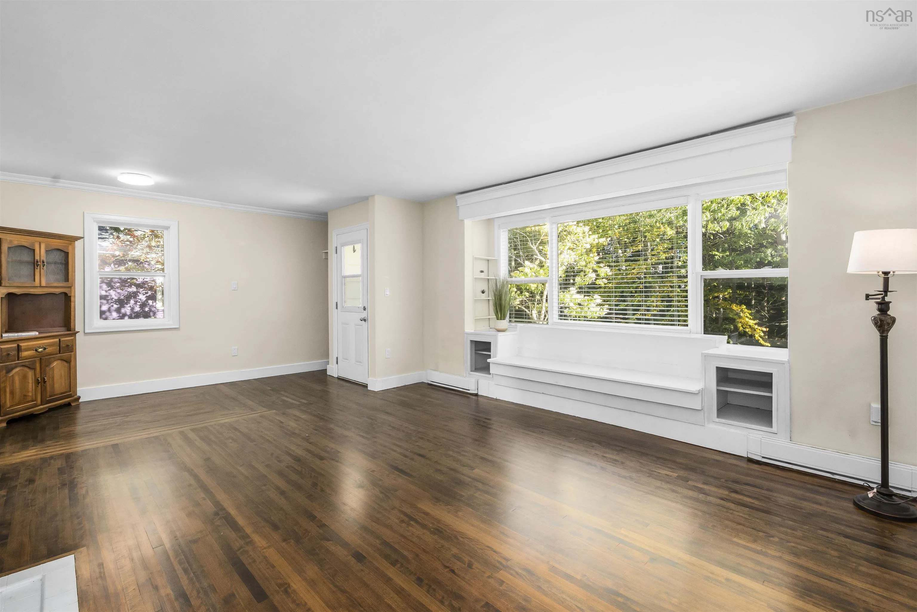 29 Kent Avenue, Halifax, NS B3M 2G2, 2 Bedrooms Bedrooms, ,1 BathroomBathrooms,Residential,For Sale,Kent,202525283