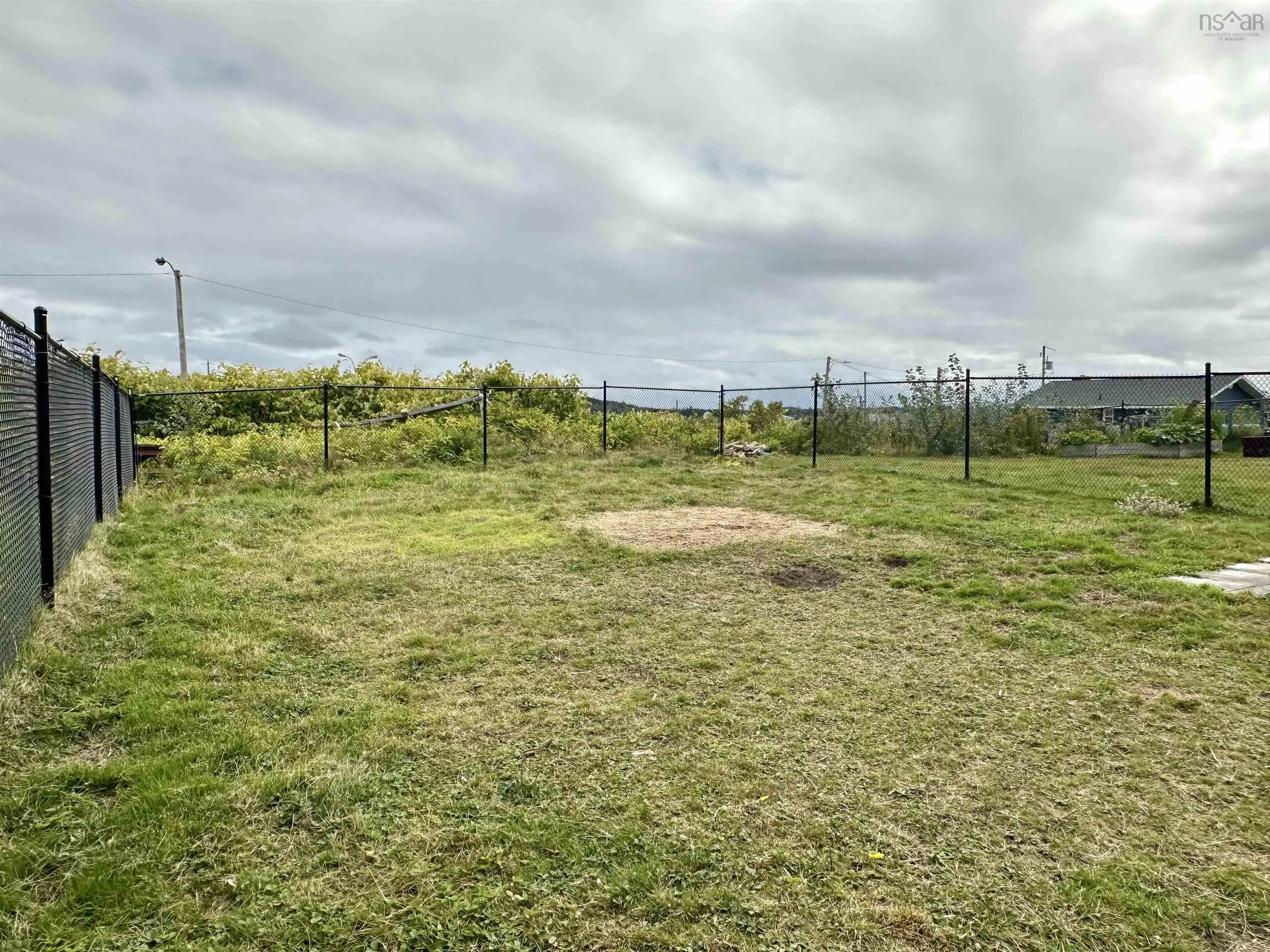 24 Upper Warren Street, Louisbourg, NS B1C 1M8, 3 Bedrooms Bedrooms, ,3 BathroomsBathrooms,Residential,For Sale,Upper Warren,202523272