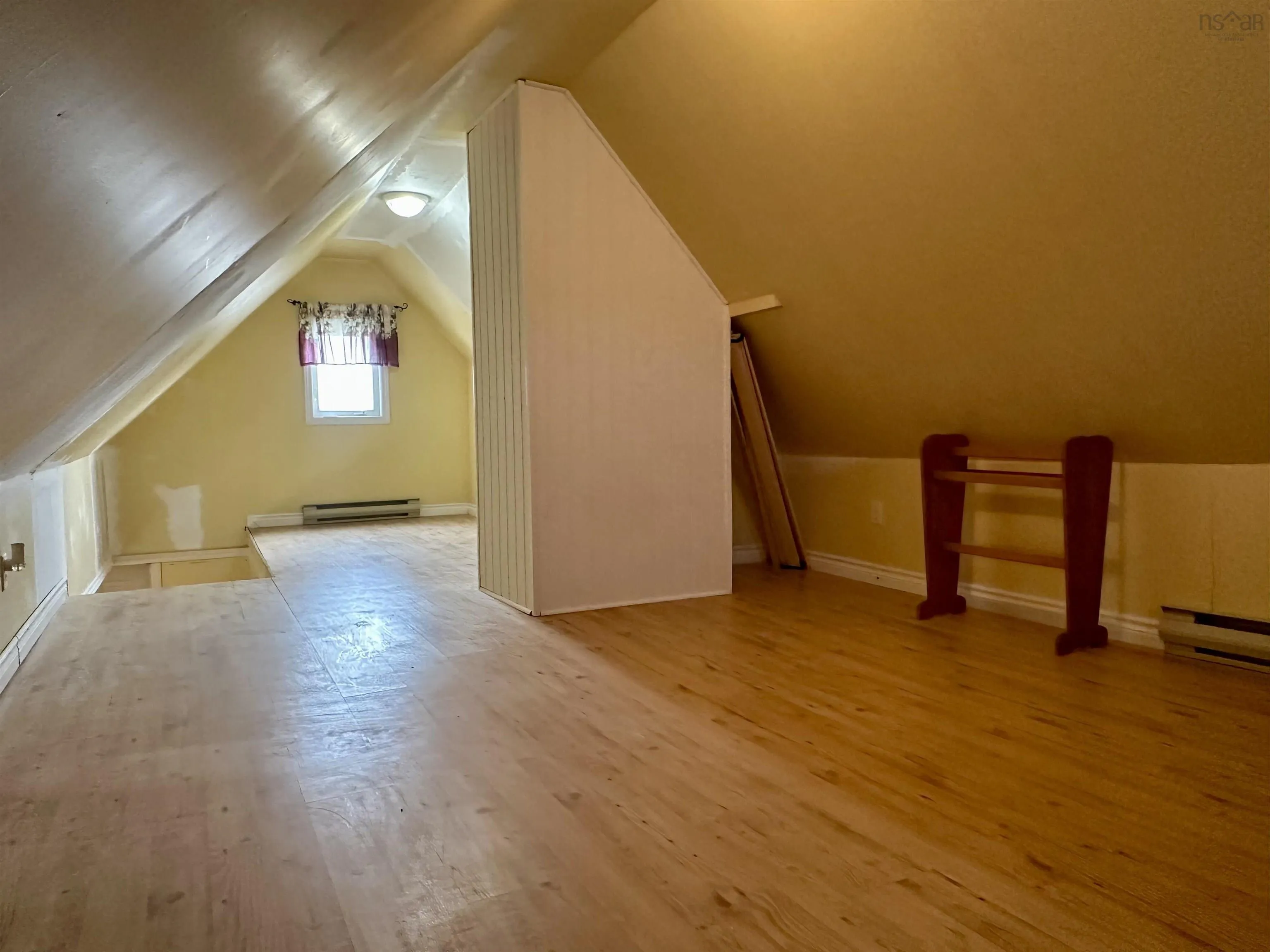 24 Upper Warren Street, Louisbourg, NS B1C 1M8, 3 Bedrooms Bedrooms, ,3 BathroomsBathrooms,Residential,For Sale,Upper Warren,202523272
