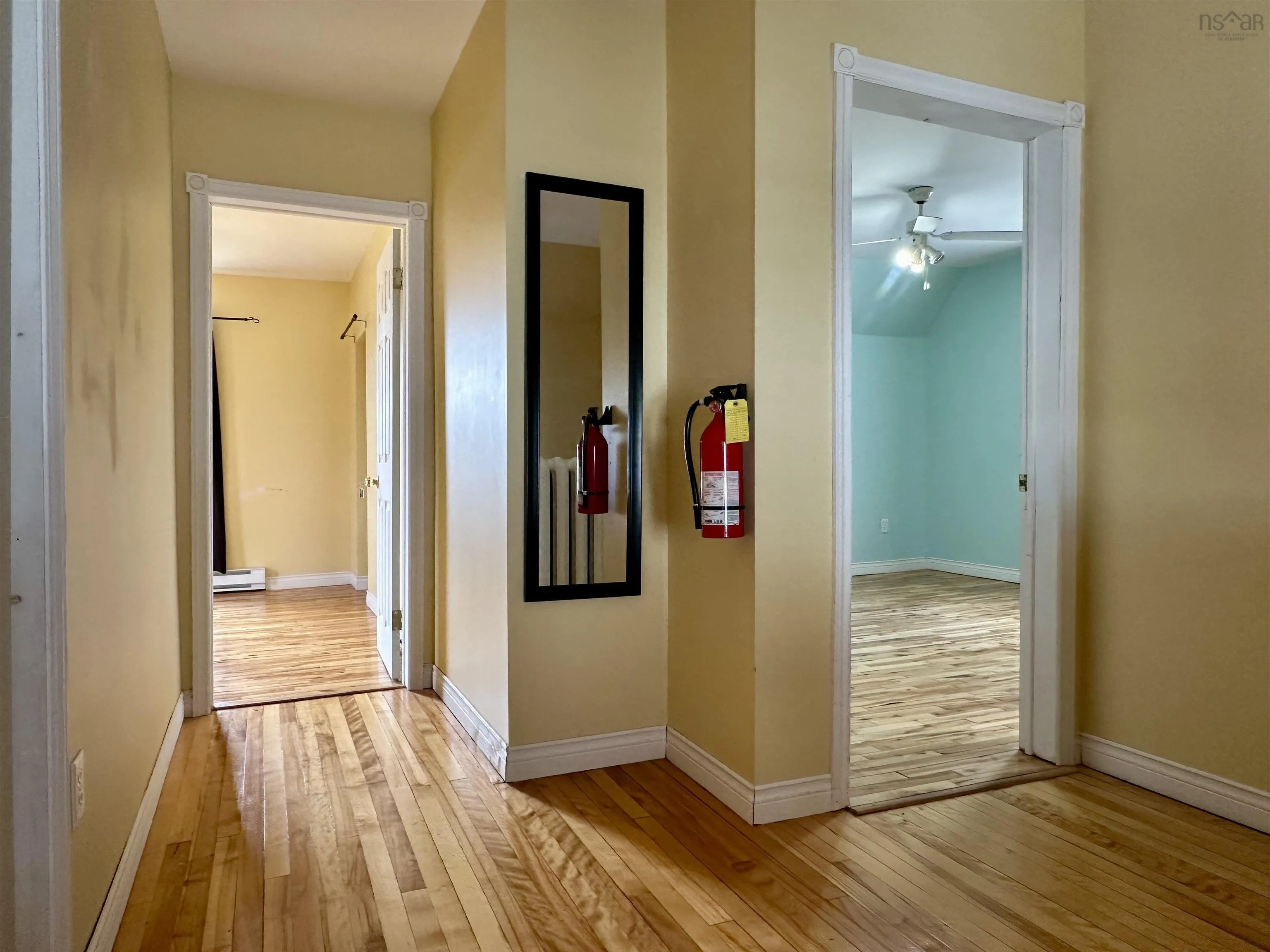 24 Upper Warren Street, Louisbourg, NS B1C 1M8, 3 Bedrooms Bedrooms, ,3 BathroomsBathrooms,Residential,For Sale,Upper Warren,202523272