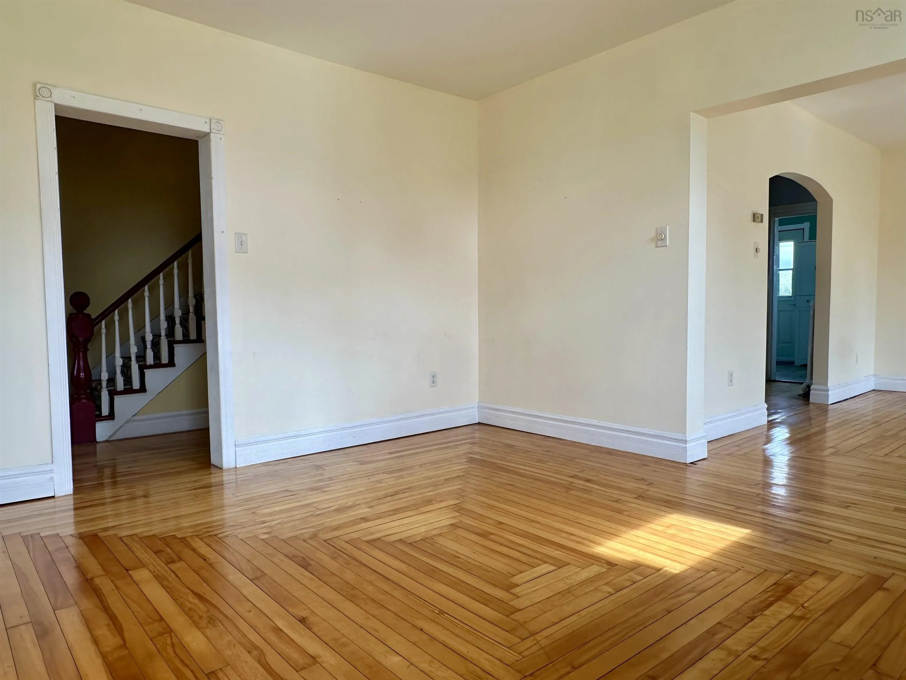 24 Upper Warren Street, Louisbourg, NS B1C 1M8, 3 Bedrooms Bedrooms, ,3 BathroomsBathrooms,Residential,For Sale,Upper Warren,202523272