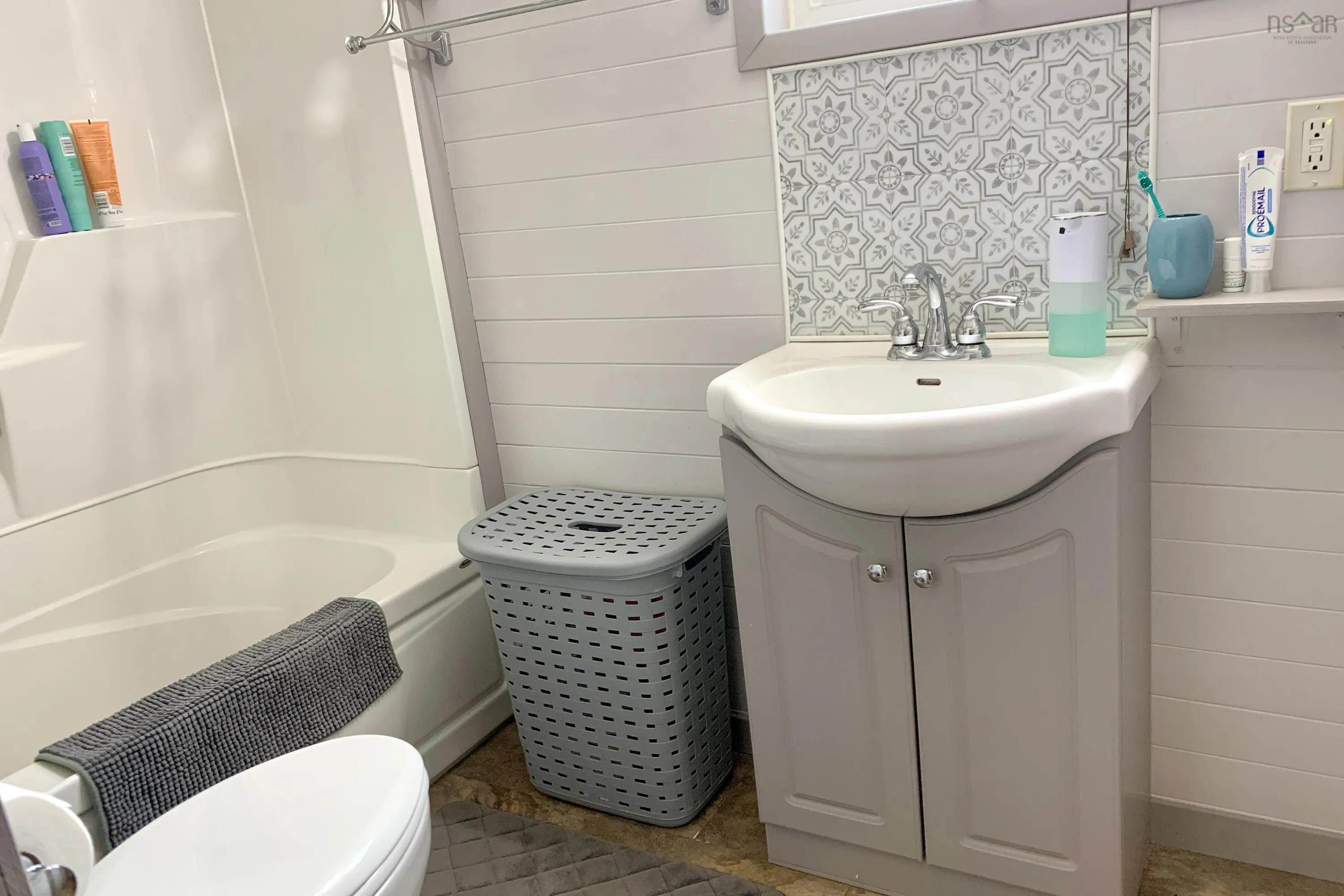 1334 Highway 321, Valley Road, NS B0M 1V0, 2 Bedrooms Bedrooms, ,1 BathroomBathrooms,Residential,For Sale,Highway 321,202520256