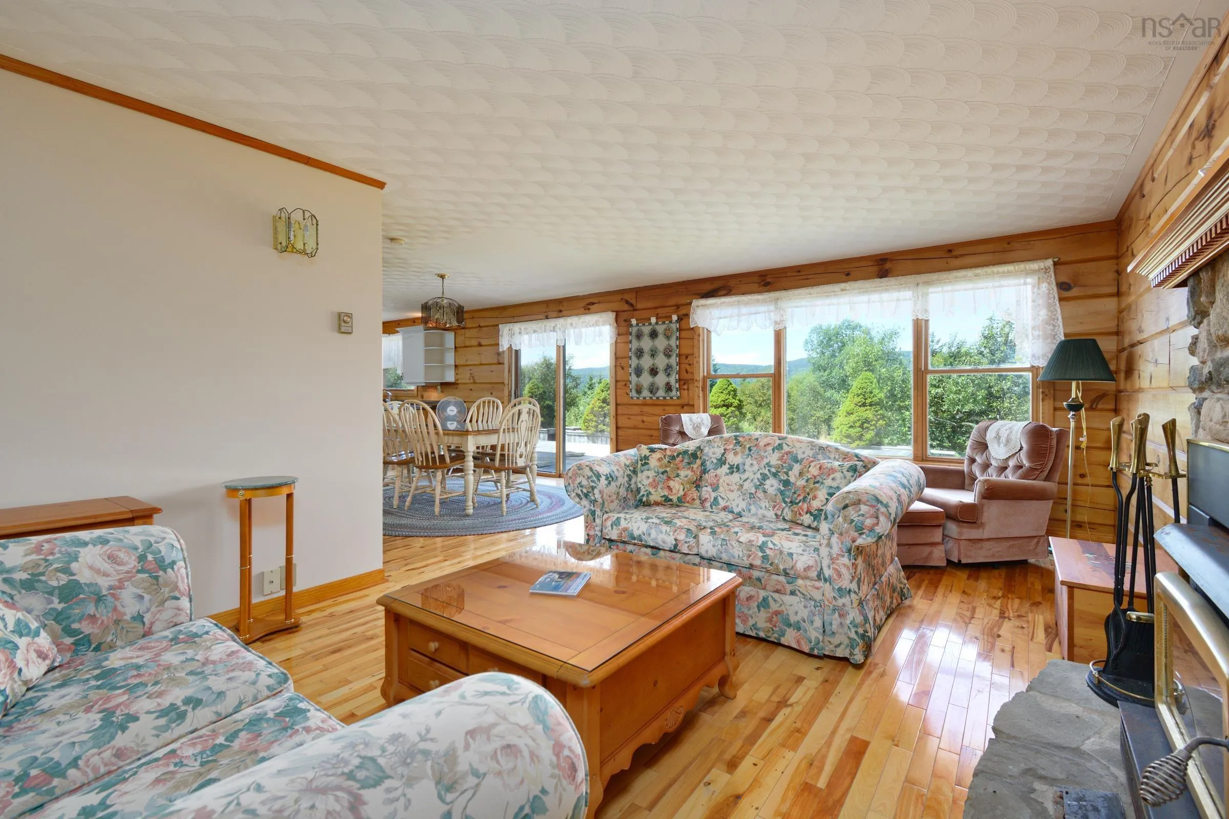 776 105 Highway, Boularderie East Ns B1x 1j4, 5 Bedrooms Bedrooms, ,3 BathroomsBathrooms,Residential,For Sale,105,202504958