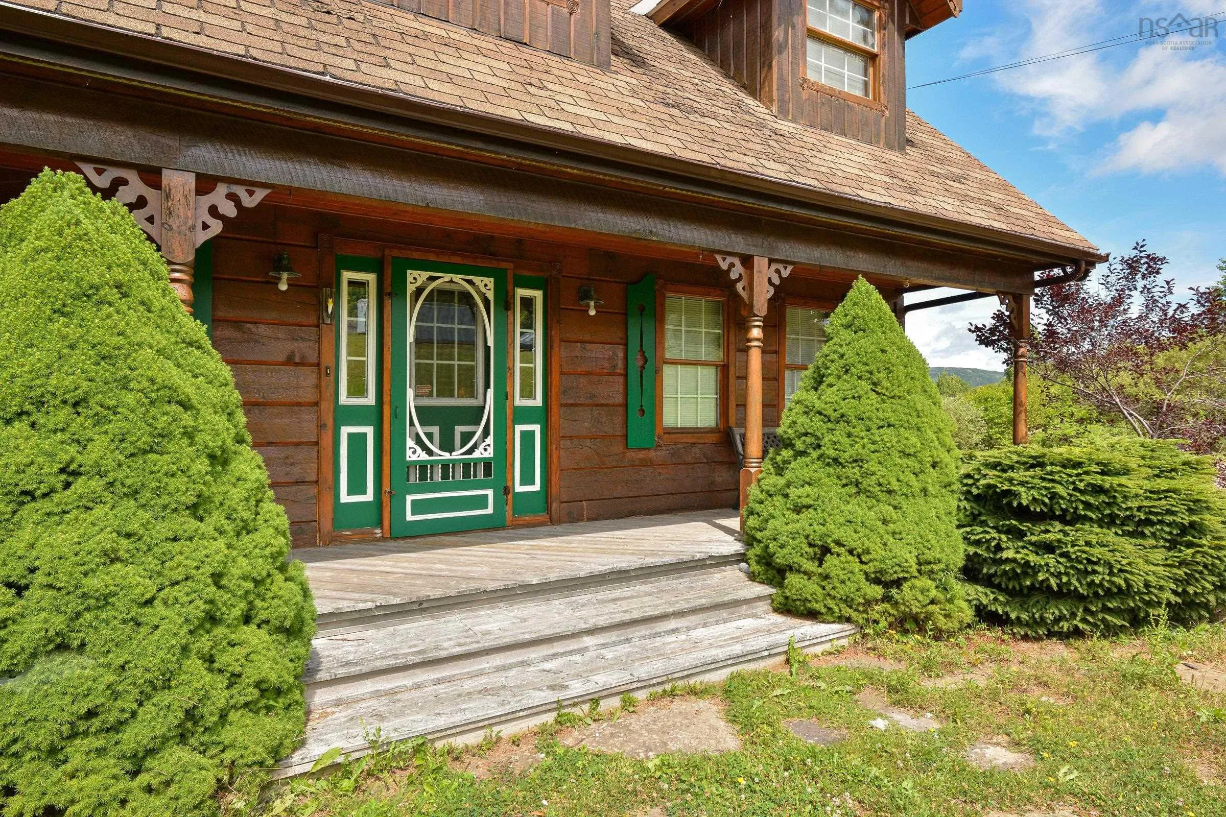 776 105 Highway, Boularderie East Ns B1x 1j4, 5 Bedrooms Bedrooms, ,3 BathroomsBathrooms,Residential,For Sale,105,202504958