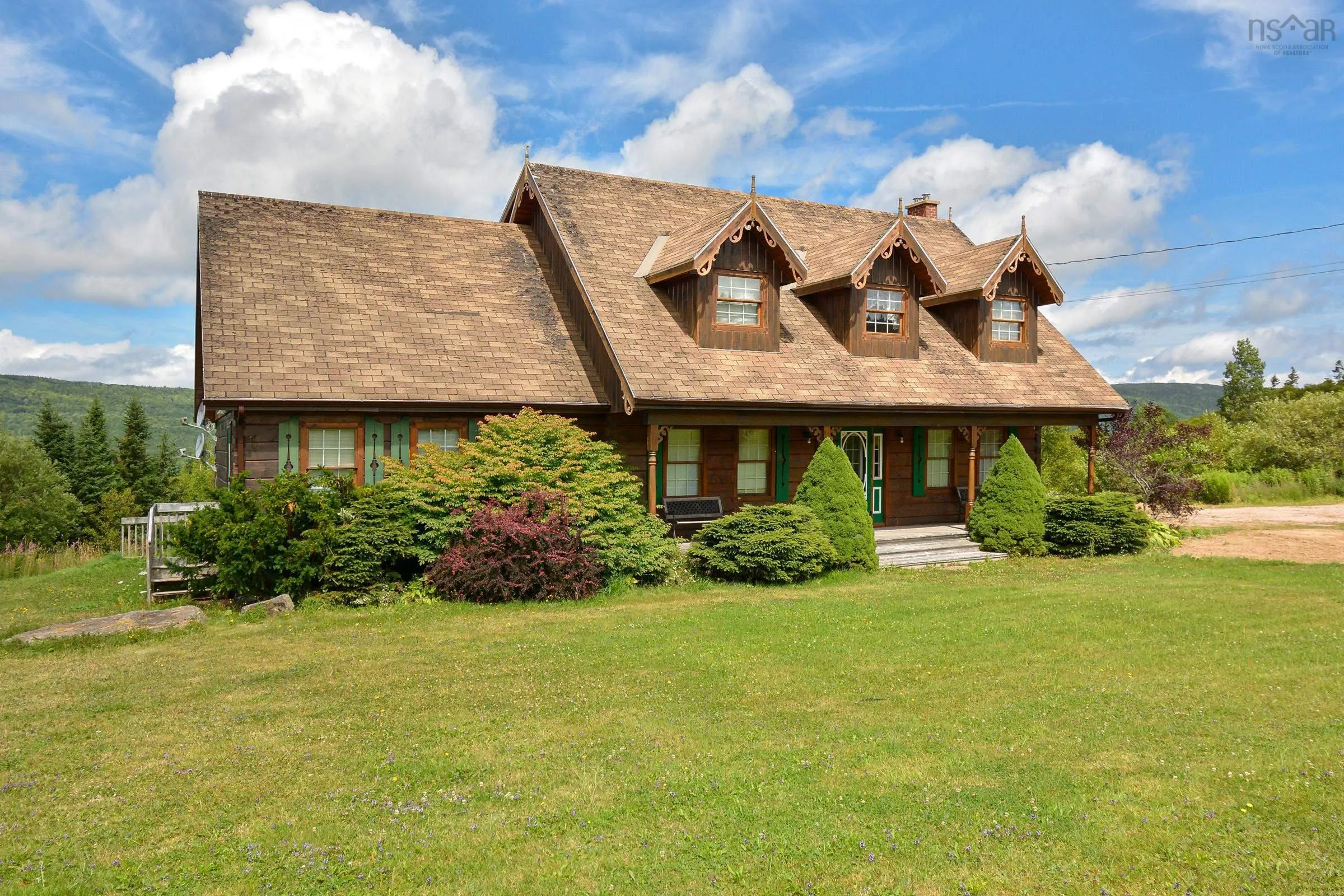 776 105 Highway, Boularderie East Ns B1x 1j4, 5 Bedrooms Bedrooms, ,3 BathroomsBathrooms,Residential,For Sale,105,202504958