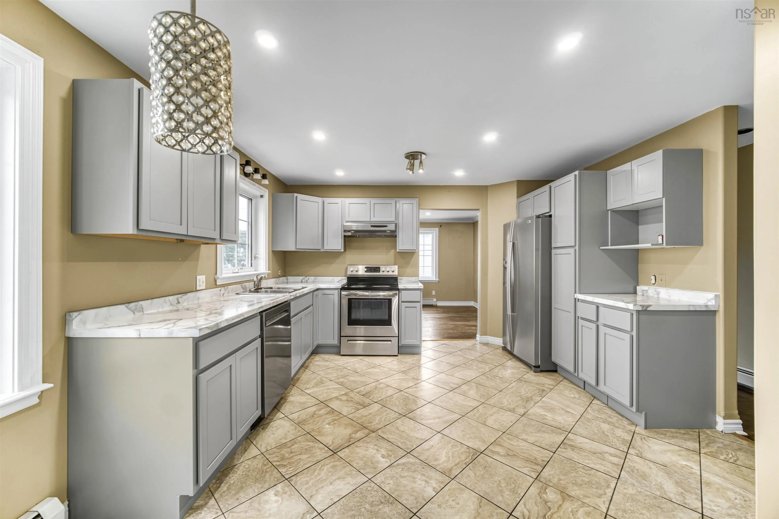 4 Wembley Place, Halifax, NS B3S 1E6, 3 Bedrooms Bedrooms, ,3 BathroomsBathrooms,Residential,For Sale,Wembley,202520797
