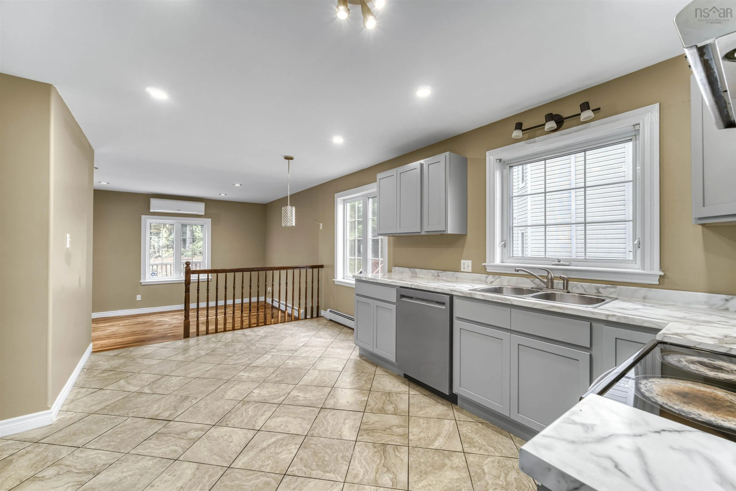 4 Wembley Place, Halifax, NS B3S 1E6, 3 Bedrooms Bedrooms, ,3 BathroomsBathrooms,Residential,For Sale,Wembley,202520797