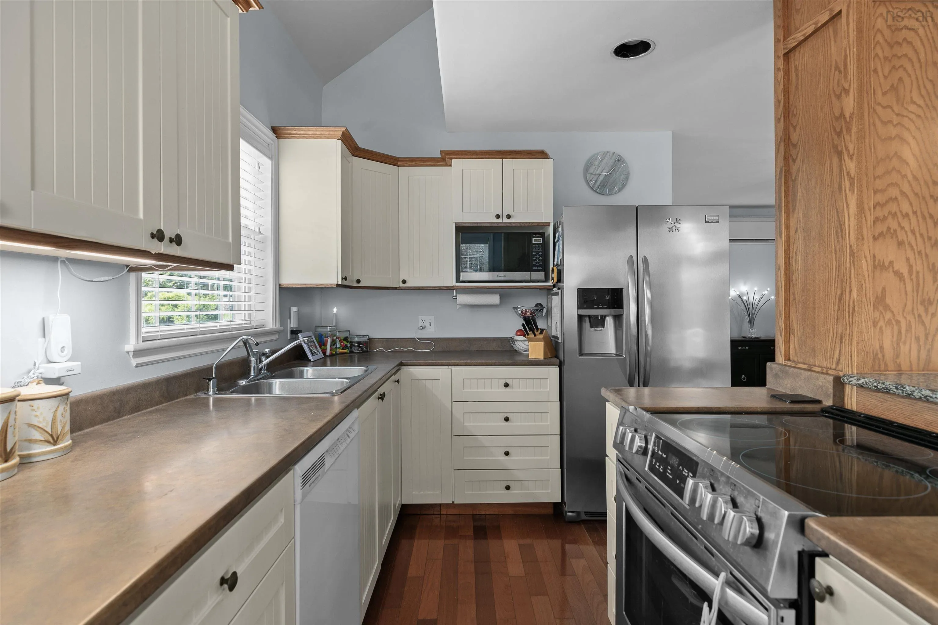 6 Westwind Drive, Chester, NS B0J 1J0, 3 Bedrooms Bedrooms, ,3 BathroomsBathrooms,Residential,For Sale,Westwind,202519396