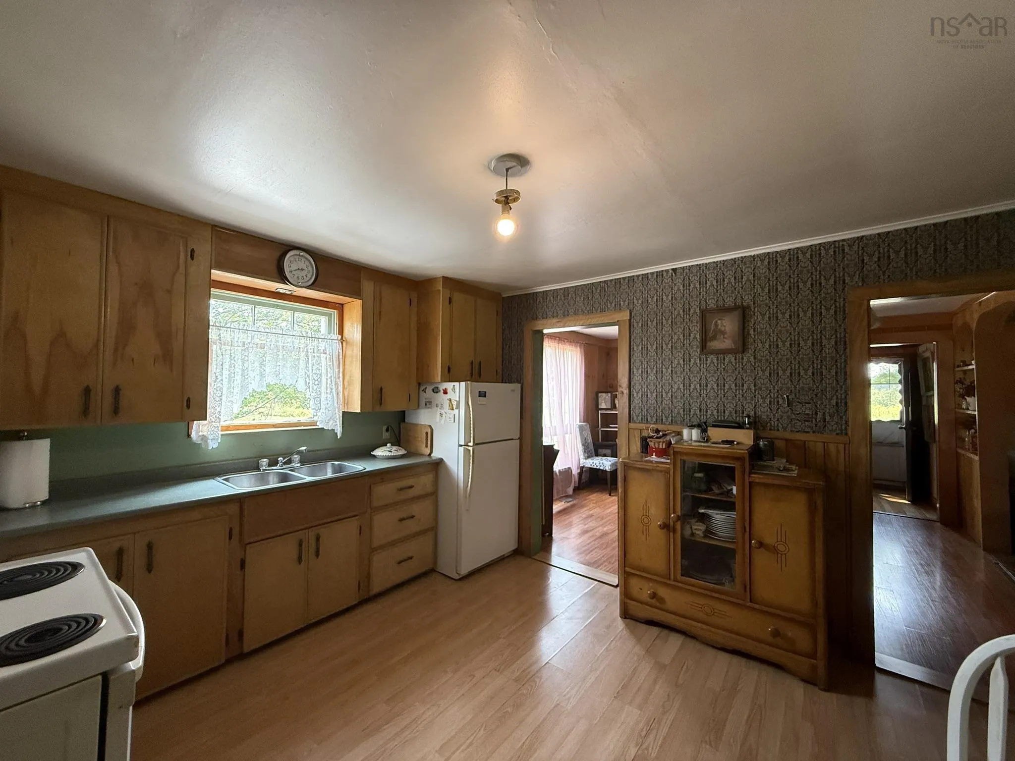 152 Cordova Street, Amherst, NS B4H 2L1, 3 Bedrooms Bedrooms, ,1 BathroomBathrooms,Residential,For Sale,Cordova,202519702