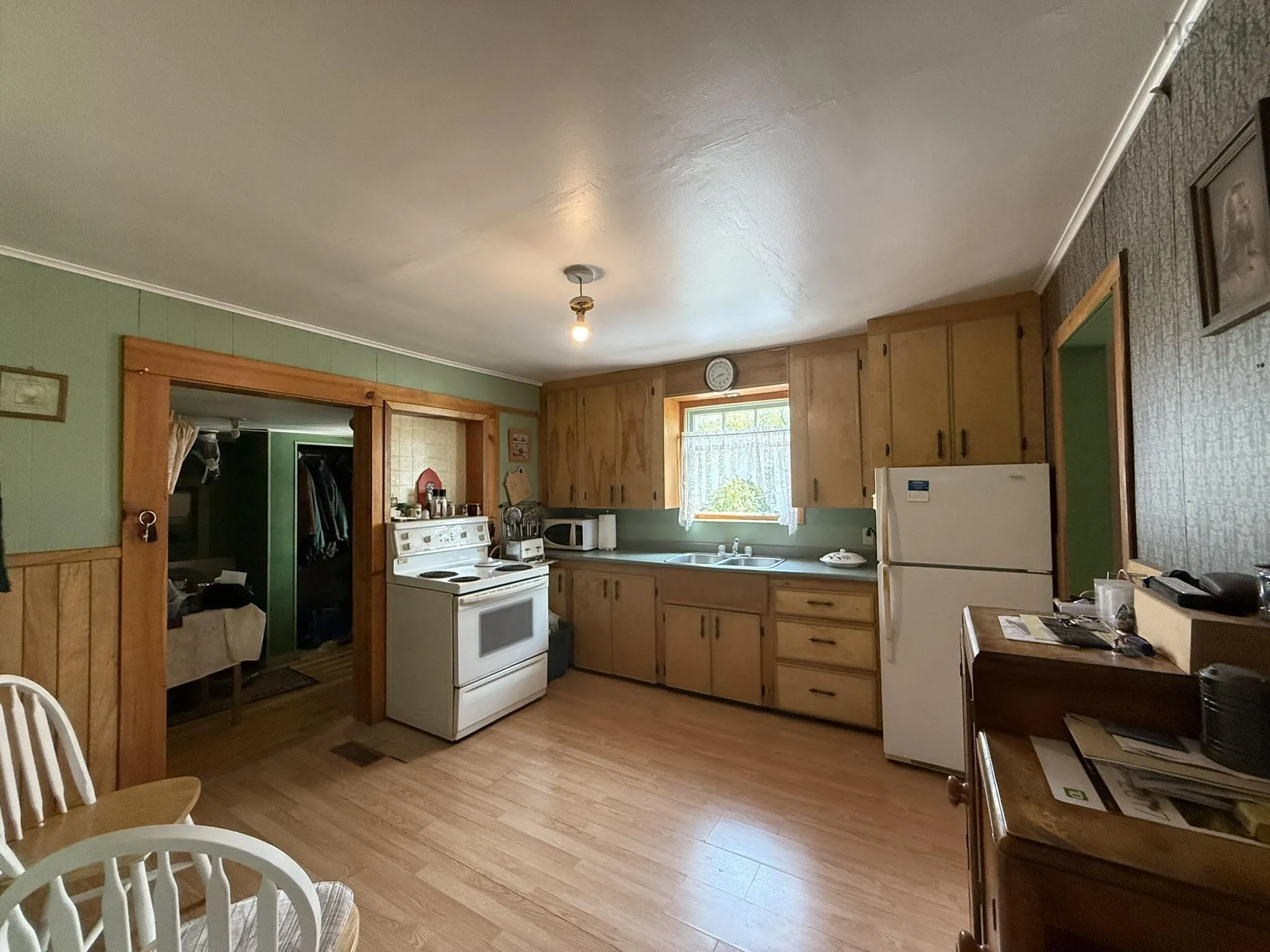 152 Cordova Street, Amherst, NS B4H 2L1, 3 Bedrooms Bedrooms, ,1 BathroomBathrooms,Residential,For Sale,Cordova,202519702