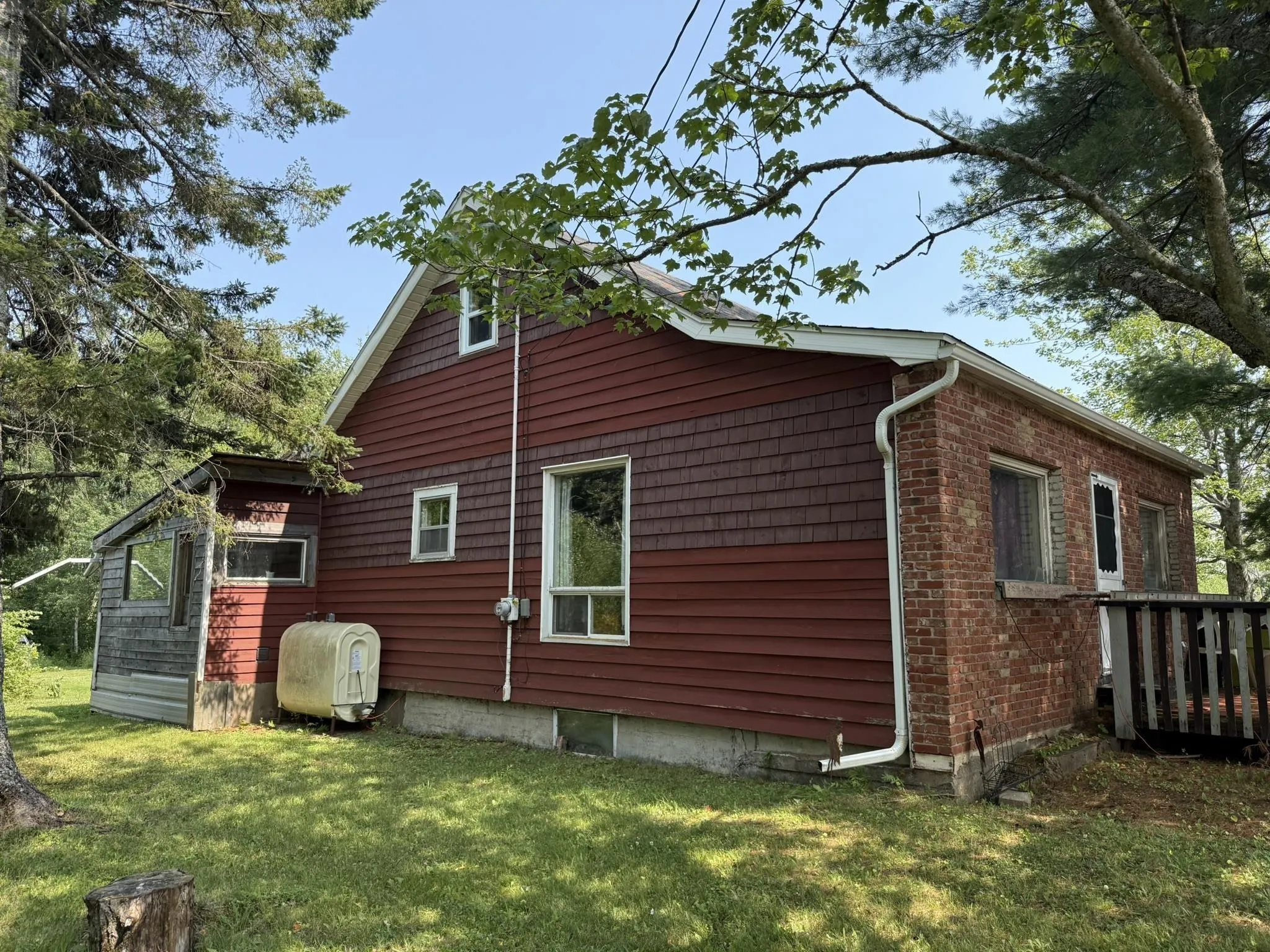 152 Cordova Street, Amherst, NS B4H 2L1, 3 Bedrooms Bedrooms, ,1 BathroomBathrooms,Residential,For Sale,Cordova,202519702