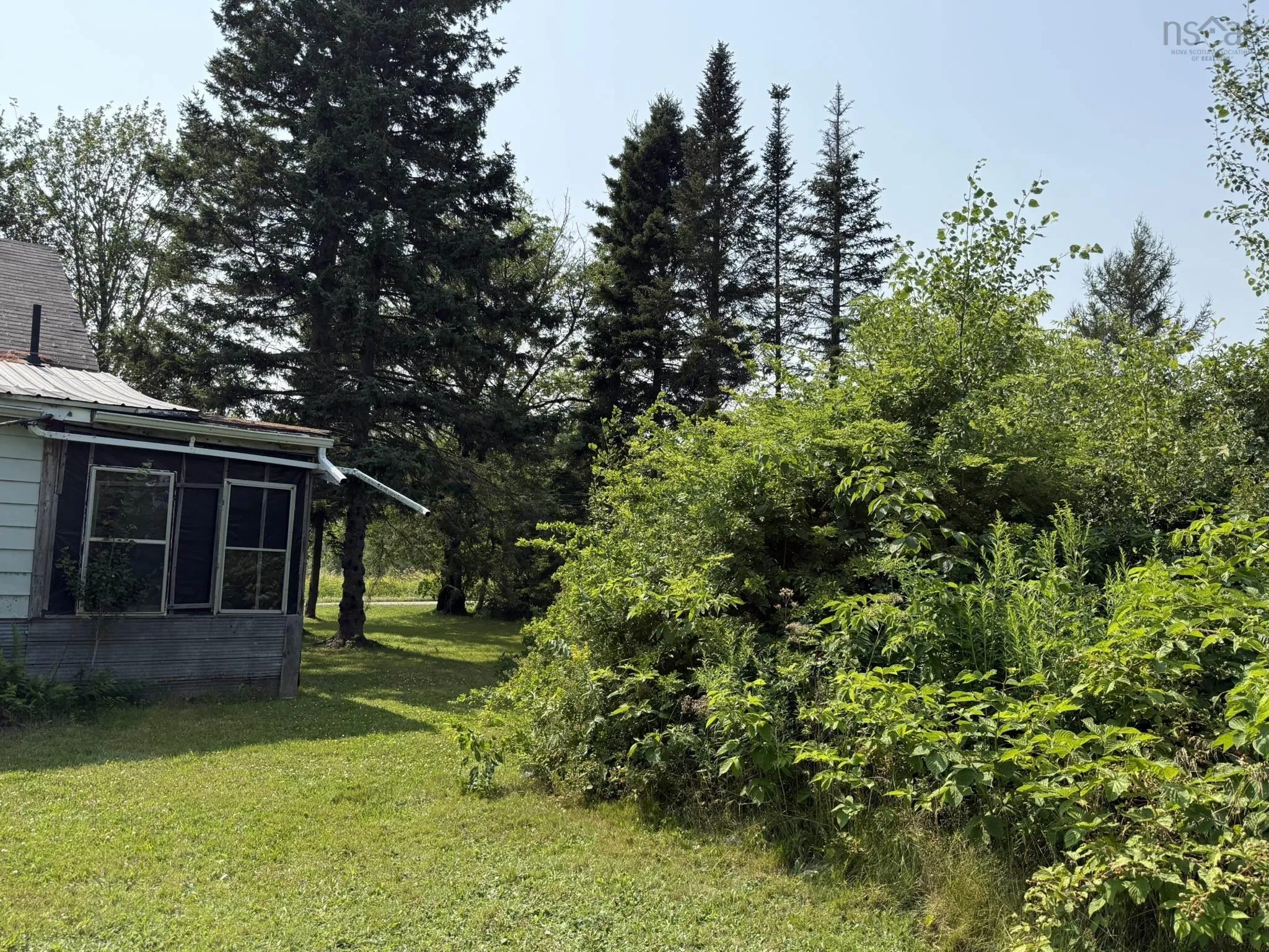 152 Cordova Street, Amherst, NS B4H 2L1, 3 Bedrooms Bedrooms, ,1 BathroomBathrooms,Residential,For Sale,Cordova,202519702