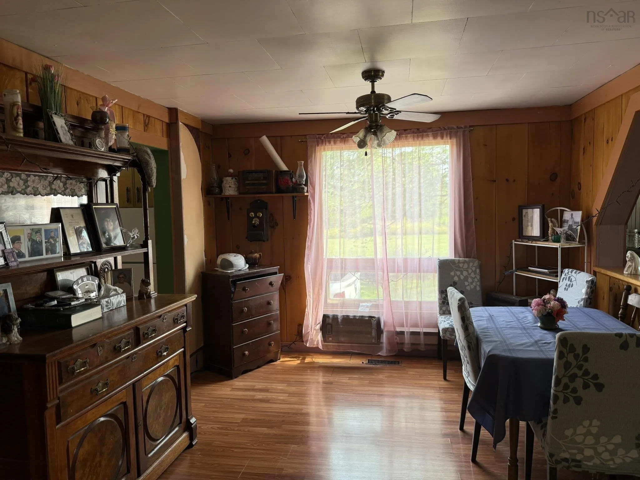 152 Cordova Street, Amherst, NS B4H 2L1, 3 Bedrooms Bedrooms, ,1 BathroomBathrooms,Residential,For Sale,Cordova,202519702