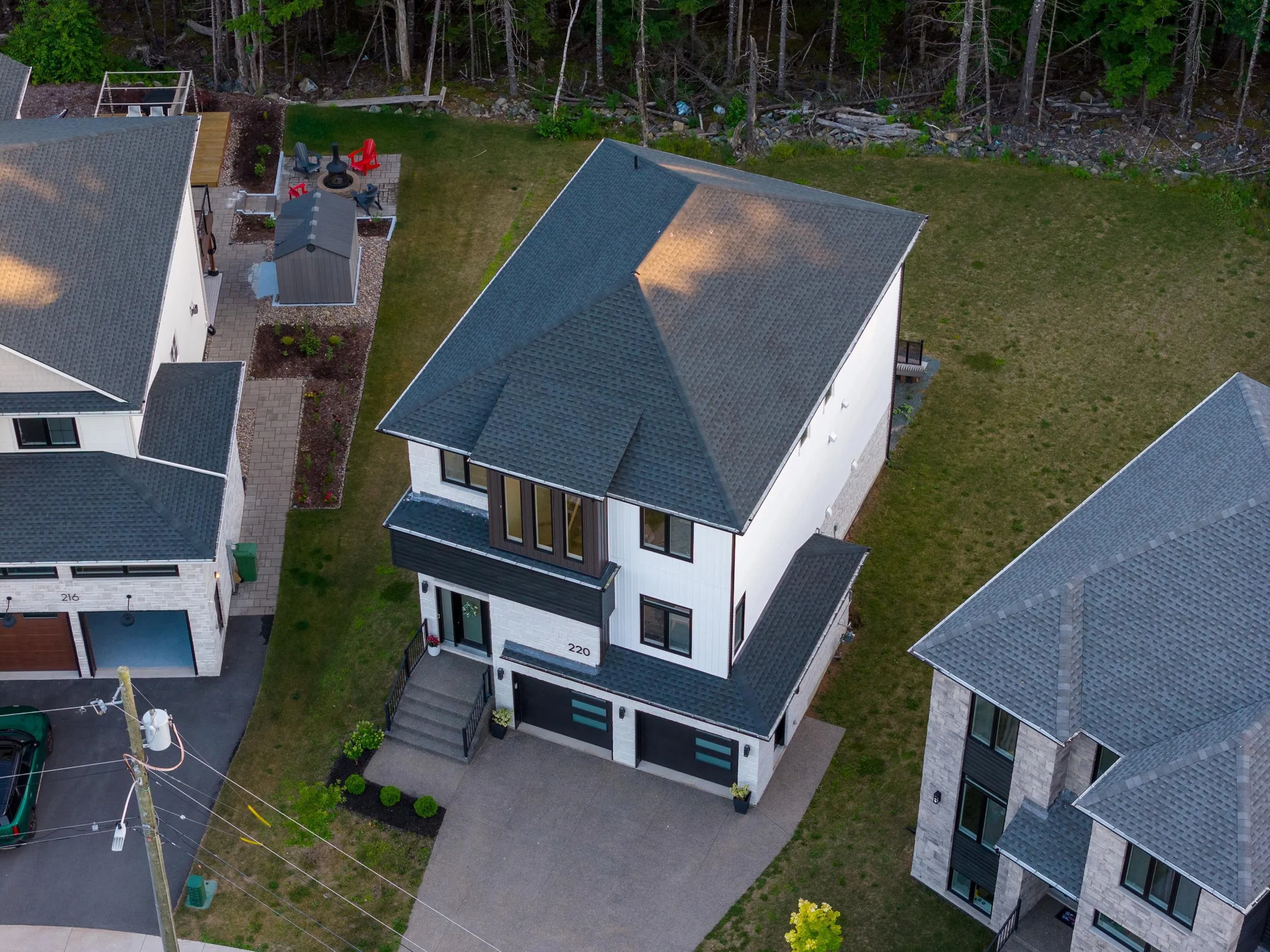 220 Talus Avenue, Bedford, NS B4B 2G3, 5 Bedrooms Bedrooms, ,5 BathroomsBathrooms,Residential,For Sale,Talus,202519973