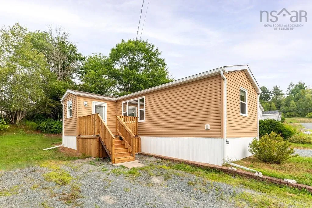 88 Brook Street, Middle Sackville, NS B4E 1B9, 2 Bedrooms Bedrooms, ,1 BathroomBathrooms,Residential,For Sale,Brook,202521334