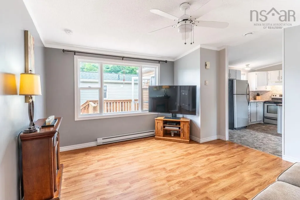 88 Brook Street, Middle Sackville, NS B4E 1B9, 2 Bedrooms Bedrooms, ,1 BathroomBathrooms,Residential,For Sale,Brook,202521334