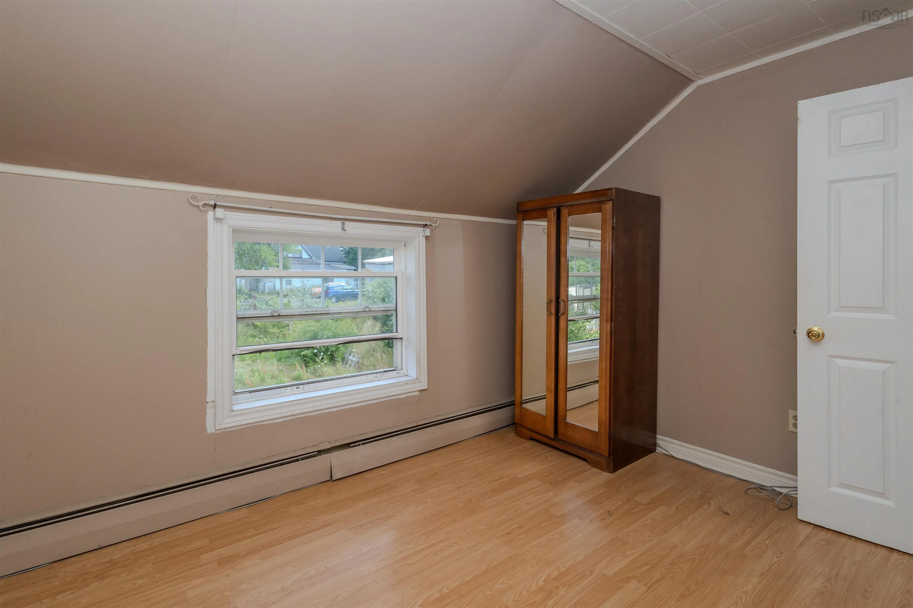 46 Richmond Street, Sydney, NS B1P 2T9, 3 Bedrooms Bedrooms, ,1 BathroomBathrooms,Residential,For Sale,Richmond,202521168