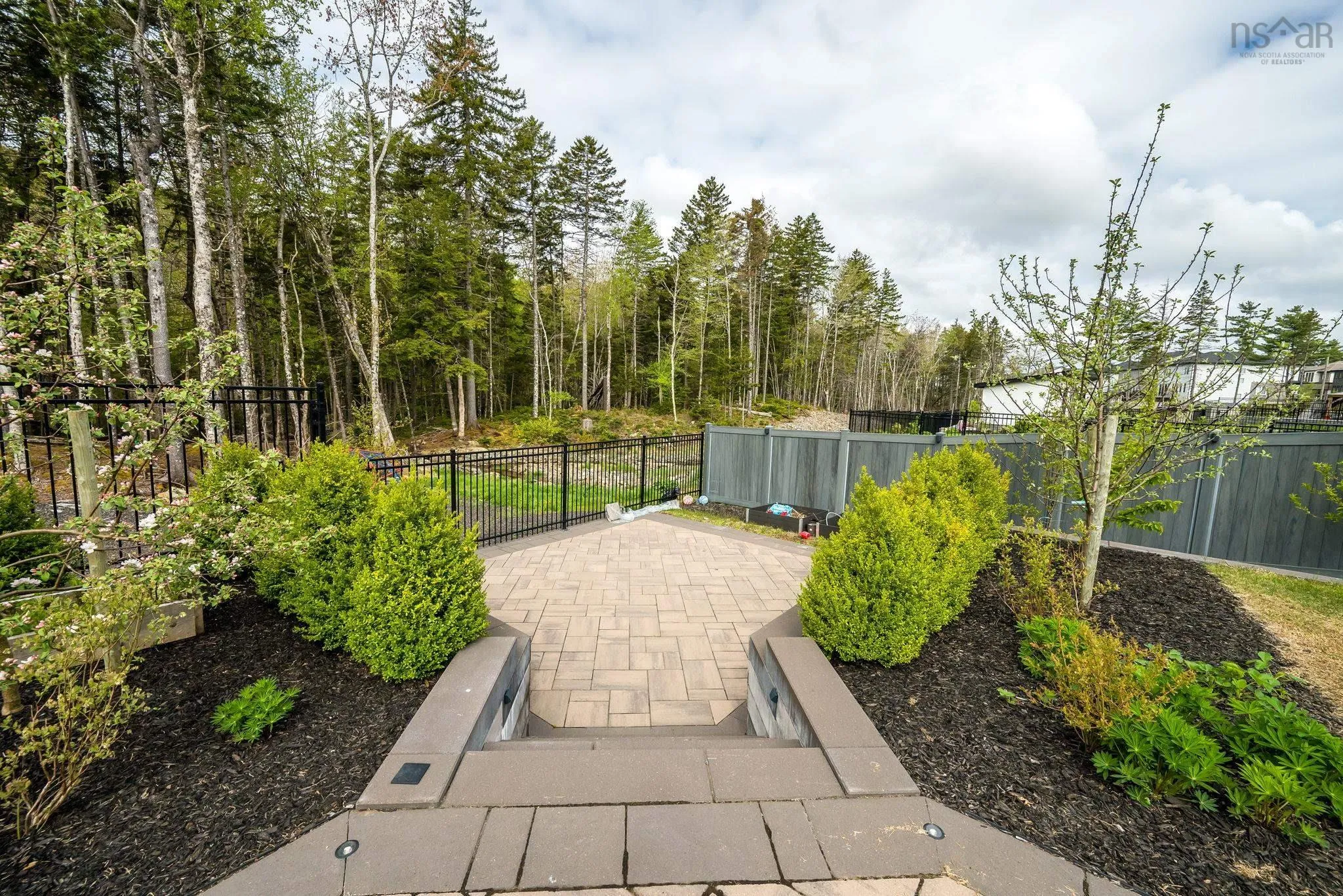 33 Cairnstone Lane, Bedford, NS B4B 2G5, 6 Bedrooms Bedrooms, ,5 BathroomsBathrooms,Residential,For Sale,Cairnstone,202512077