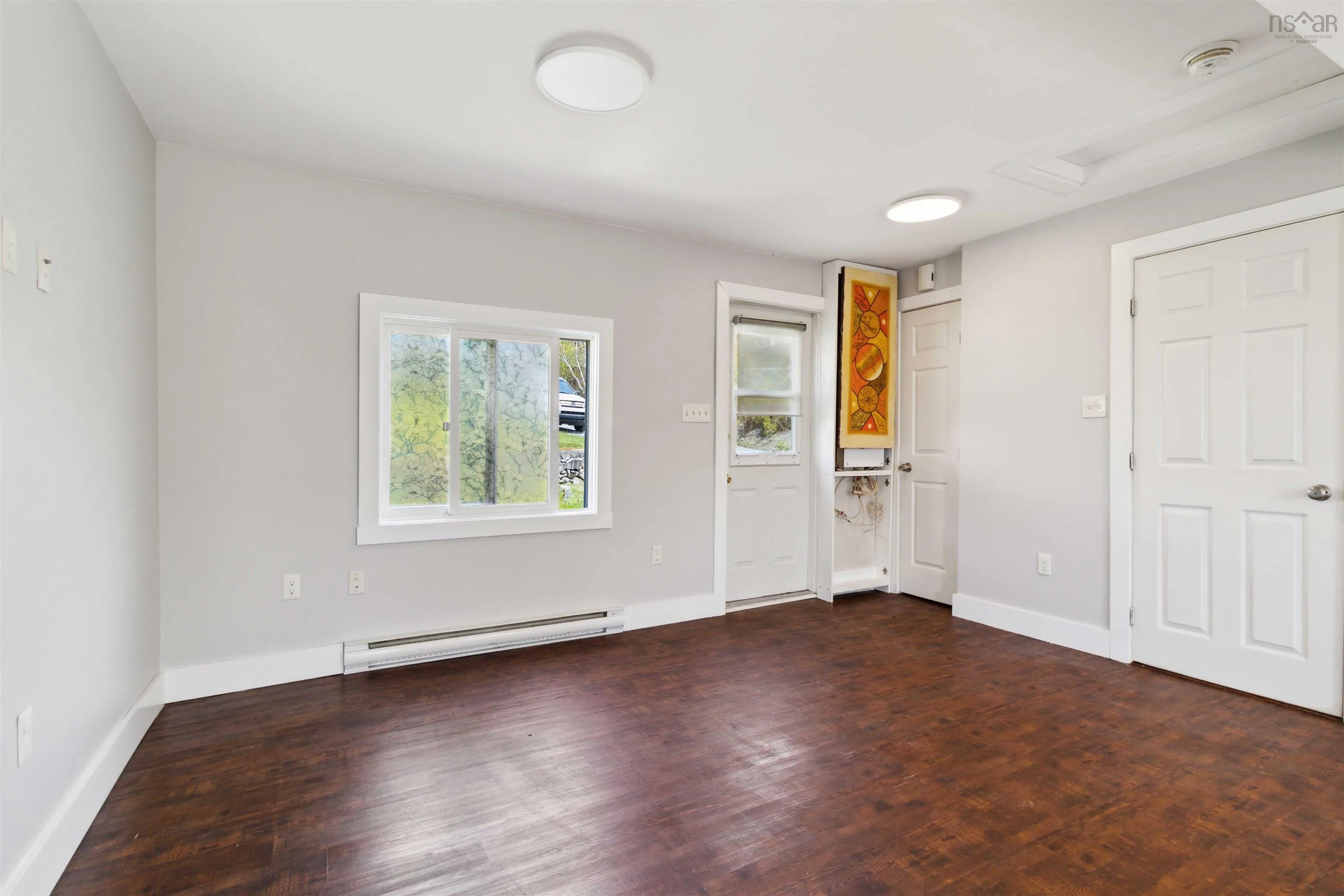 18 Nivens Avenue, Dartmouth, NS B3A 4B1, 1 Bedroom Bedrooms, ,1 BathroomBathrooms,Residential,For Sale,Nivens,202511116