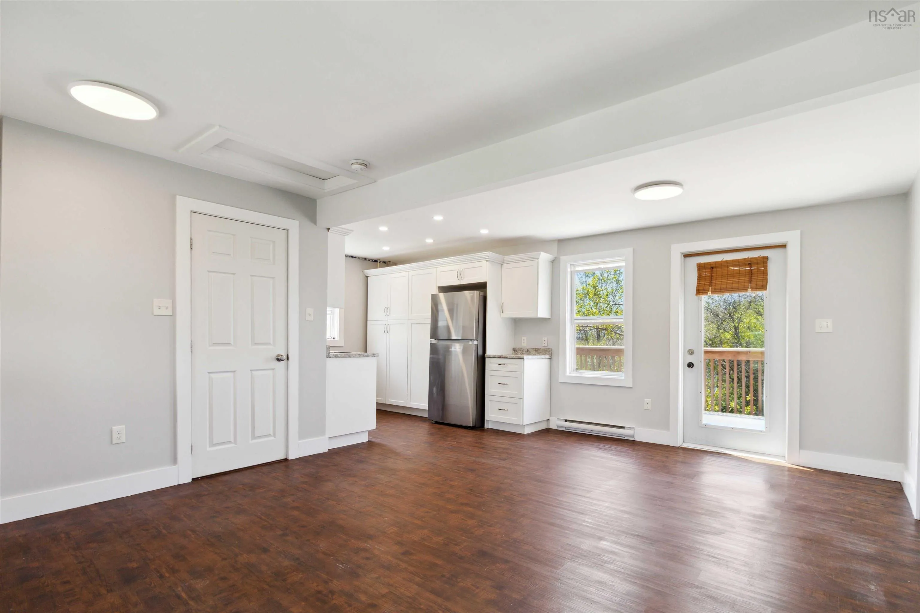 18 Nivens Avenue, Dartmouth, NS B3A 4B1, 1 Bedroom Bedrooms, ,1 BathroomBathrooms,Residential,For Sale,Nivens,202511116