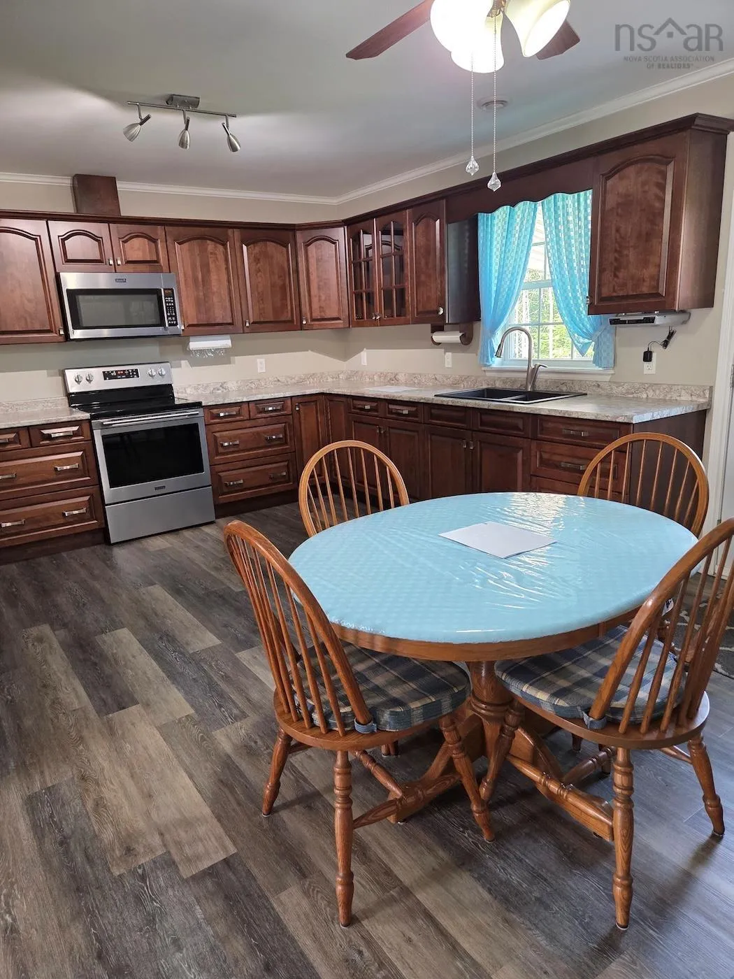 425 West North River Road, North River, NS B6L 6Y2, 3 Bedrooms Bedrooms, ,1 BathroomBathrooms,Residential,For Sale,West North River,202520282