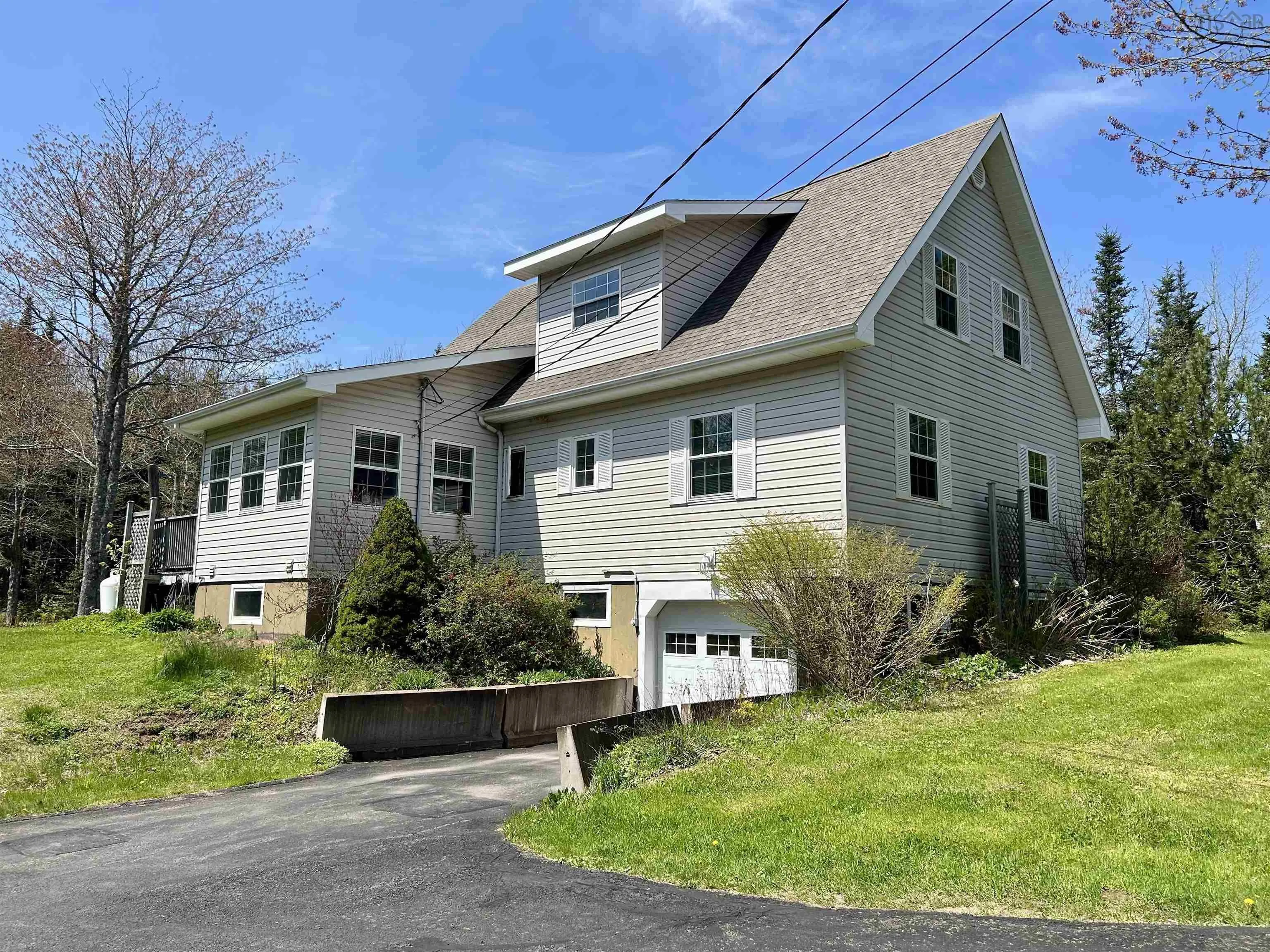 1233 Hastings Road, Hastings Ns B4h 3y3, 4 Bedrooms Bedrooms, ,2 BathroomsBathrooms,Residential,For Sale,Hastings,202501583