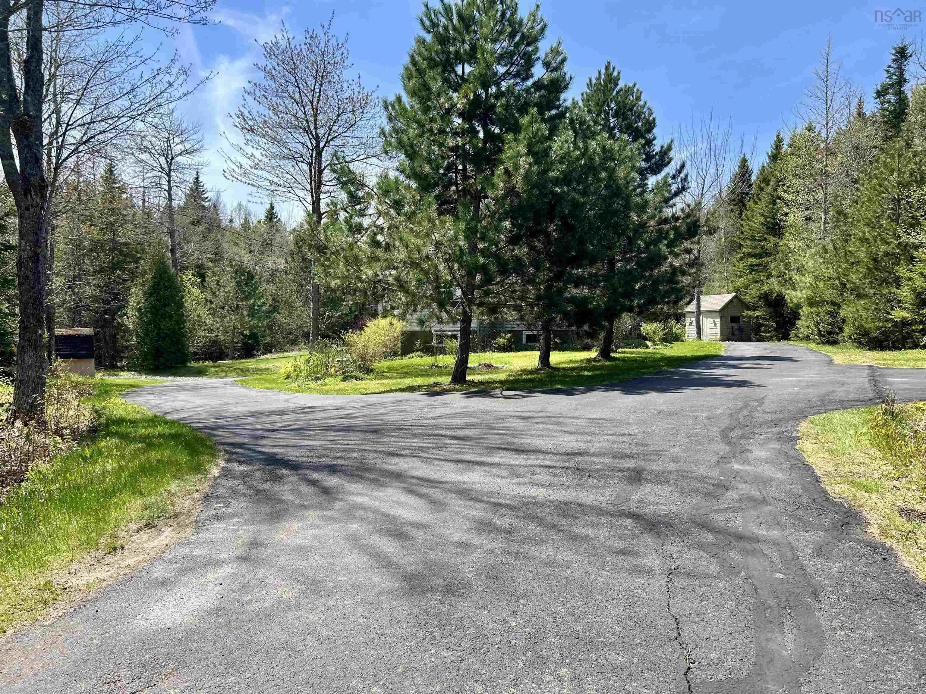 1233 Hastings Road, Hastings Ns B4h 3y3, 4 Bedrooms Bedrooms, ,2 BathroomsBathrooms,Residential,For Sale,Hastings,202501583