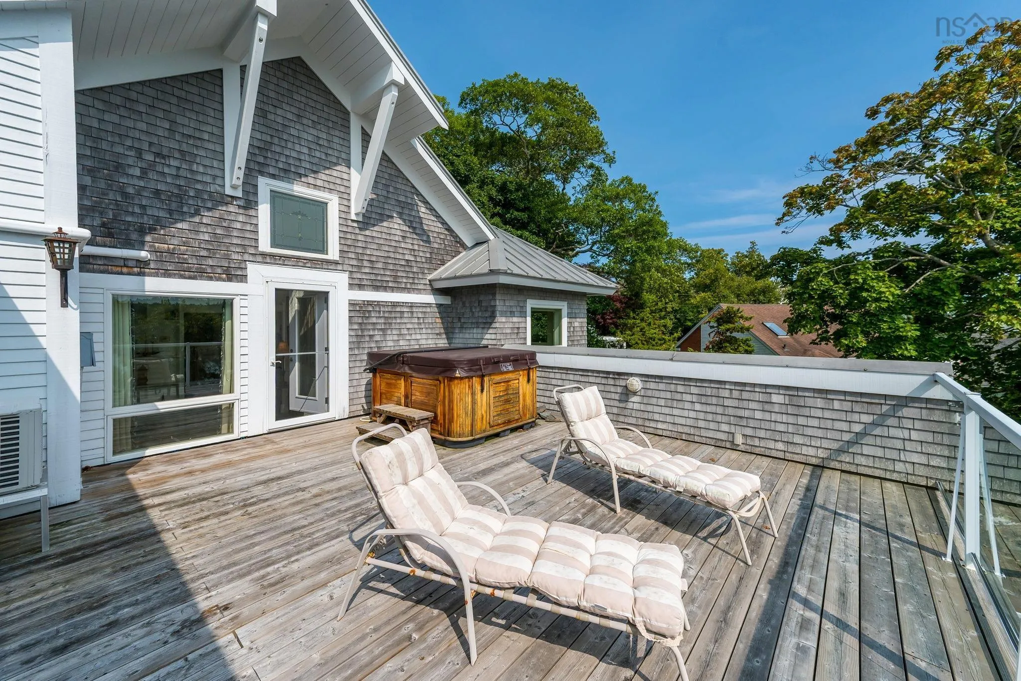 5954 Mcculloch Court, Halifax, NS B3H 4S9, 6 Bedrooms Bedrooms, ,5 BathroomsBathrooms,Residential,For Sale,Mcculloch,202520225