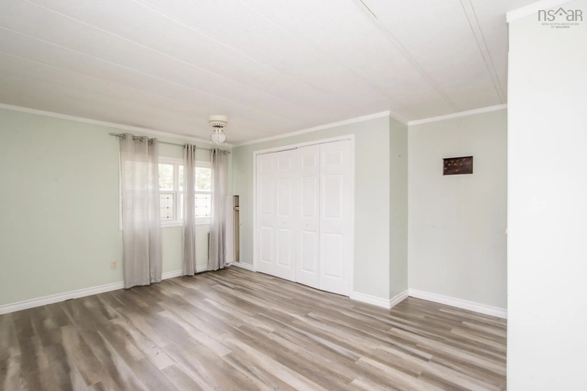 166 Hilltop Drive, Lower Sackville Ns B4c 2p5, 2 Bedrooms Bedrooms, ,1 BathroomBathrooms,Residential,For Sale,Hilltop,202501658