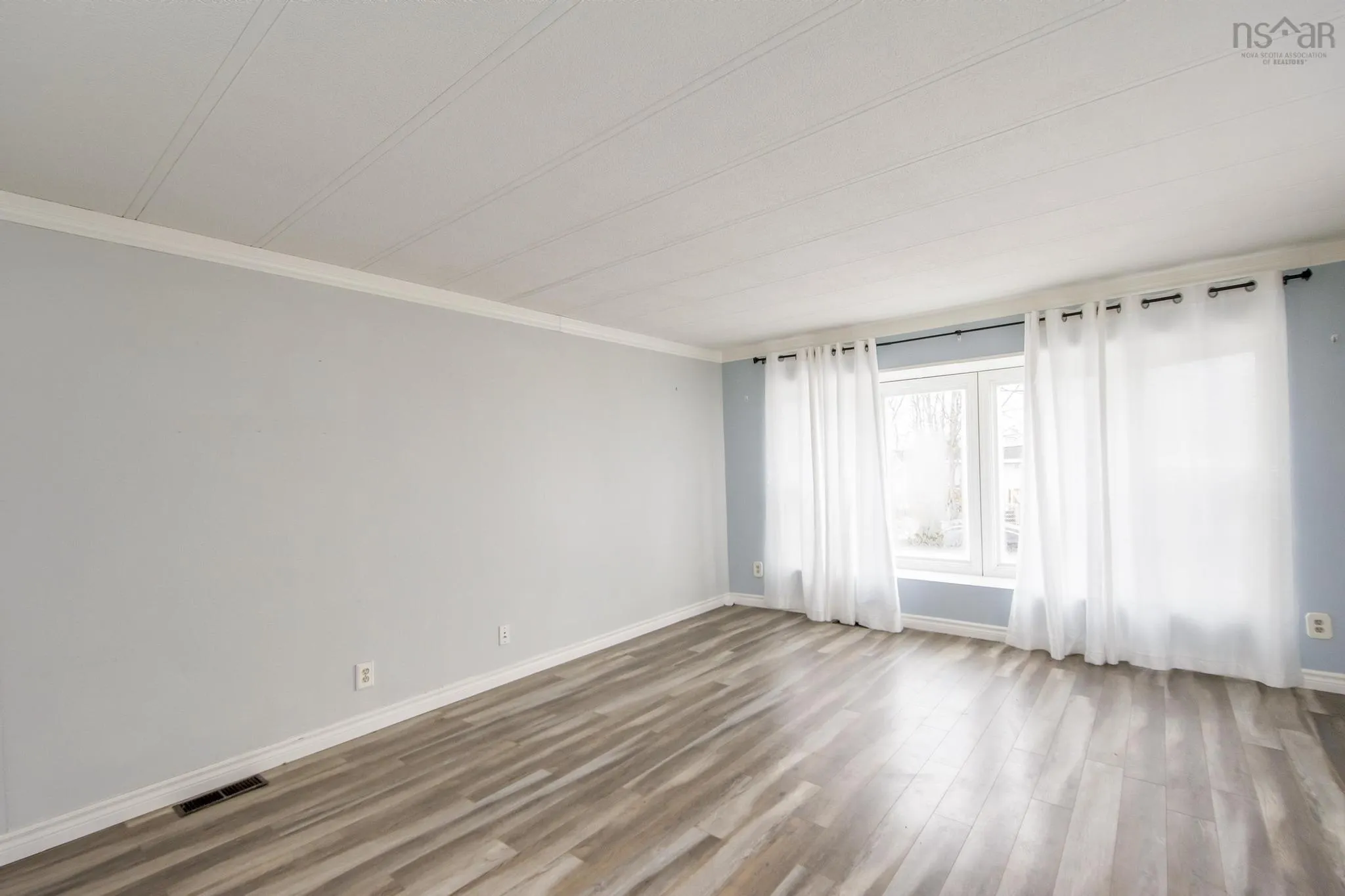 166 Hilltop Drive, Lower Sackville Ns B4c 2p5, 2 Bedrooms Bedrooms, ,1 BathroomBathrooms,Residential,For Sale,Hilltop,202501658
