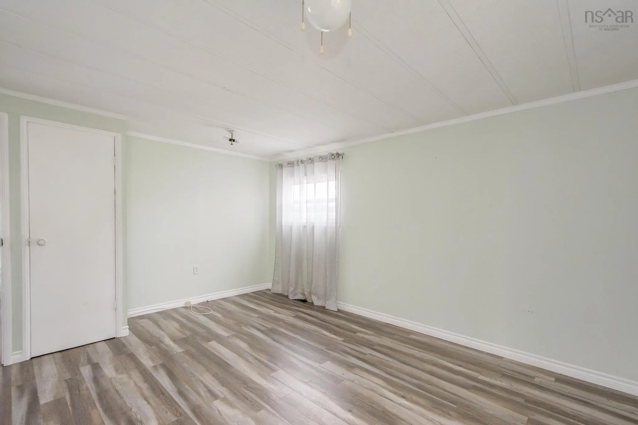 166 Hilltop Drive, Lower Sackville Ns B4c 2p5, 2 Bedrooms Bedrooms, ,1 BathroomBathrooms,Residential,For Sale,Hilltop,202501658