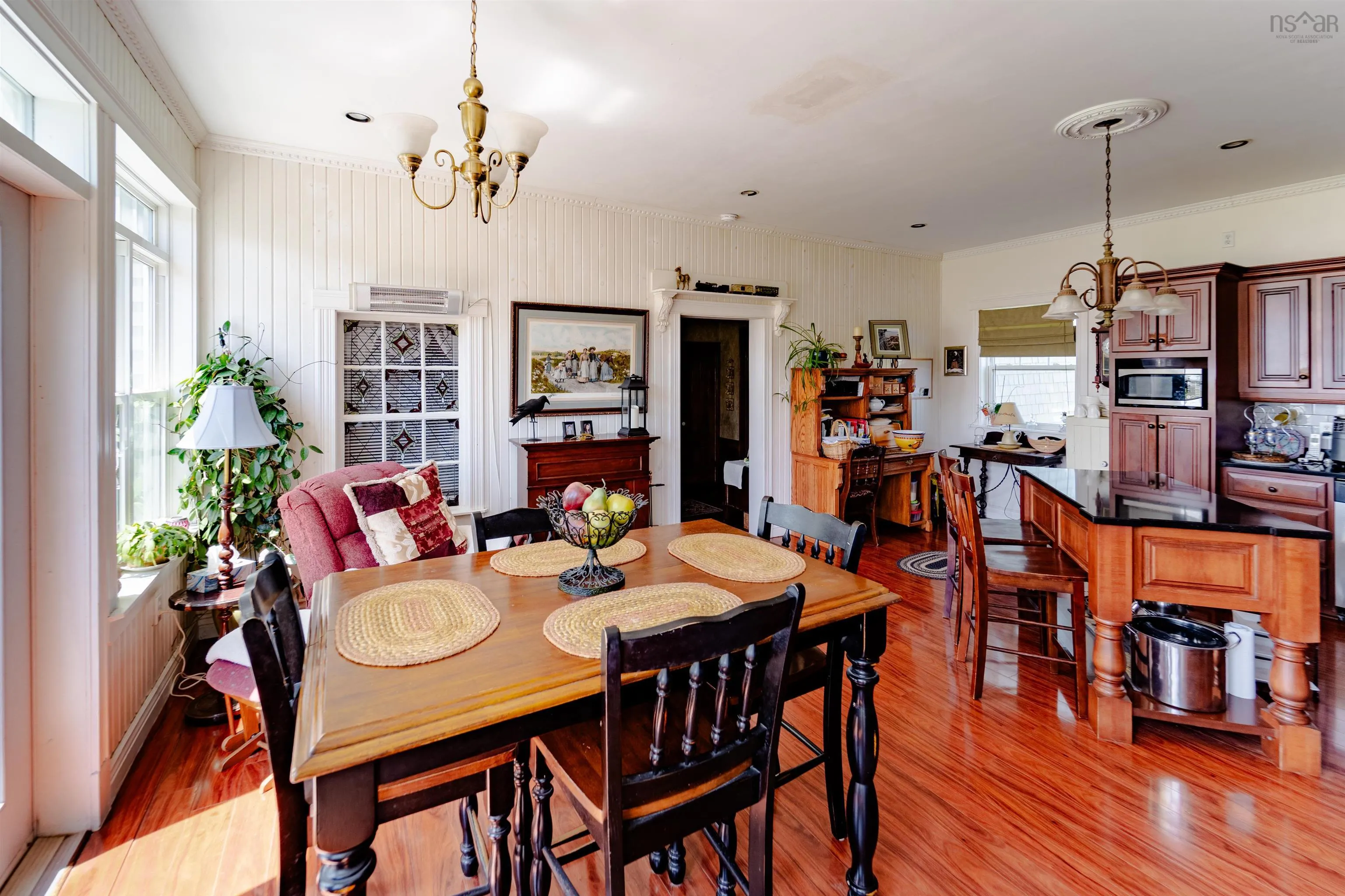 1247 Sandy Point Road, Sandy Point Ns B0t 1w0, 5 Bedrooms Bedrooms, ,2 BathroomsBathrooms,Residential,For Sale,Sandy Point,202411919