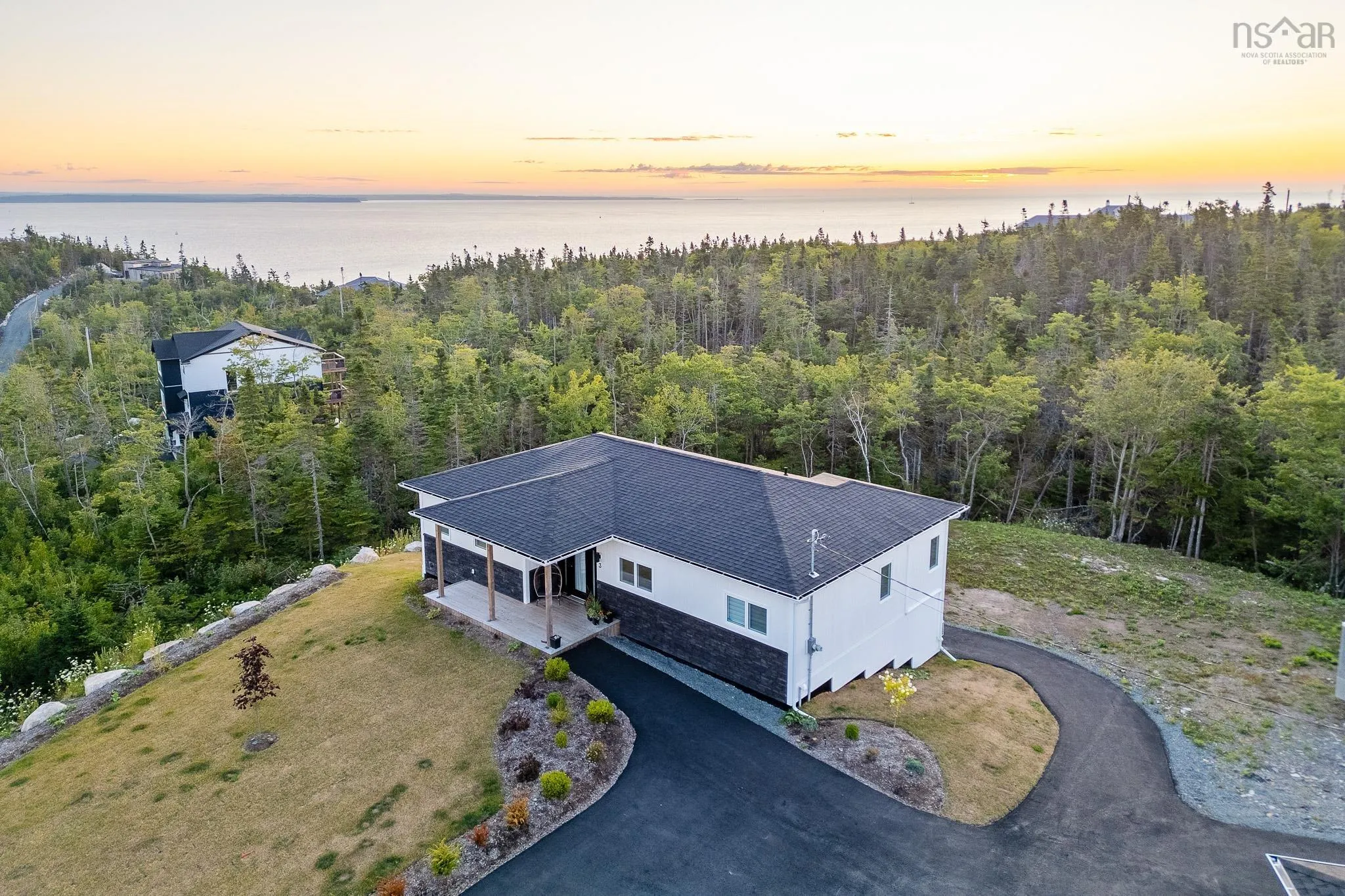 3 Kittiwake Ridge, Halibut Bay, NS B2V 1R1, 4 Bedrooms Bedrooms, ,4 BathroomsBathrooms,Residential,For Sale,Kittiwake,202520304