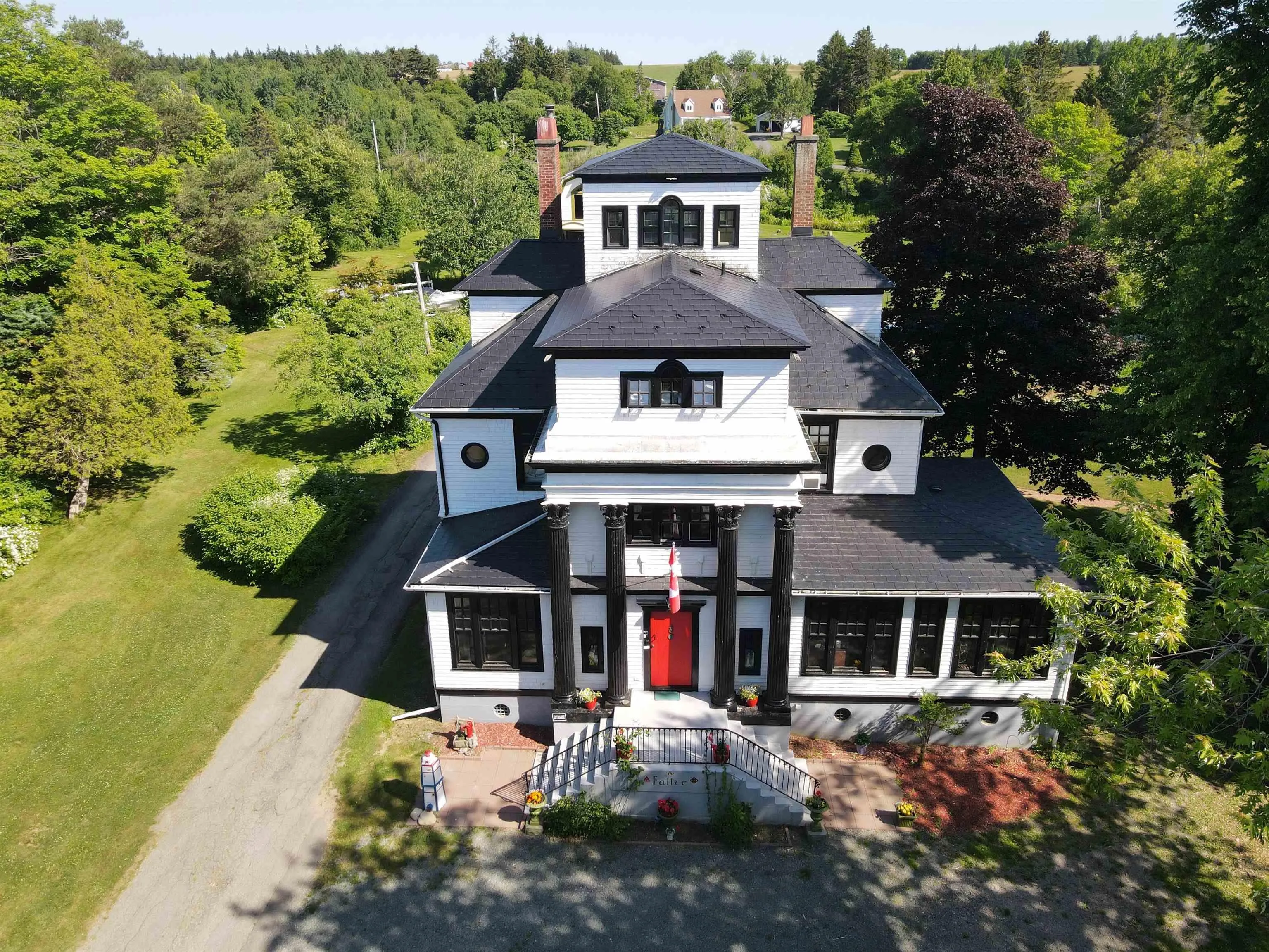 317 Church Road, Little Bras Dor, NS B0E 3A3, 8 Bedrooms Bedrooms, ,7 BathroomsBathrooms,Residential,For Sale,Church,202517469