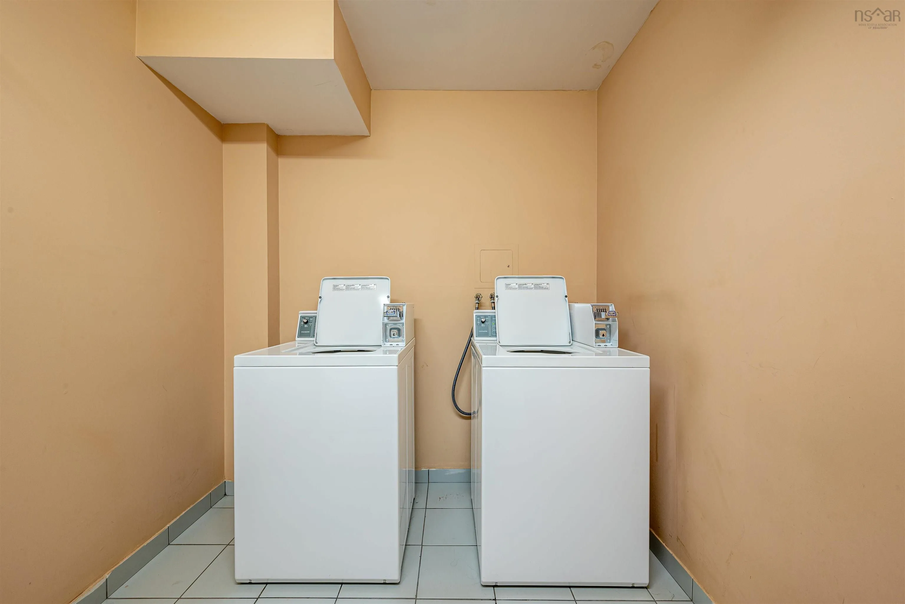 200-5230 Tobin Street, Halifax Ns B3h 1s2, 2 Bedrooms Bedrooms, ,1 BathroomBathrooms,Residential,For Sale,Tobin,202510362