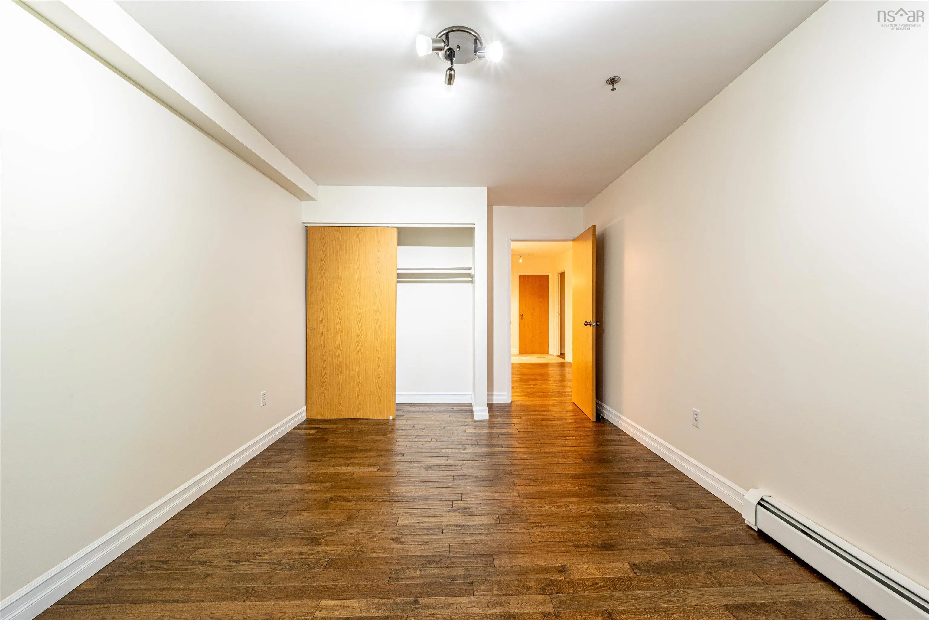 200-5230 Tobin Street, Halifax Ns B3h 1s2, 2 Bedrooms Bedrooms, ,1 BathroomBathrooms,Residential,For Sale,Tobin,202510362