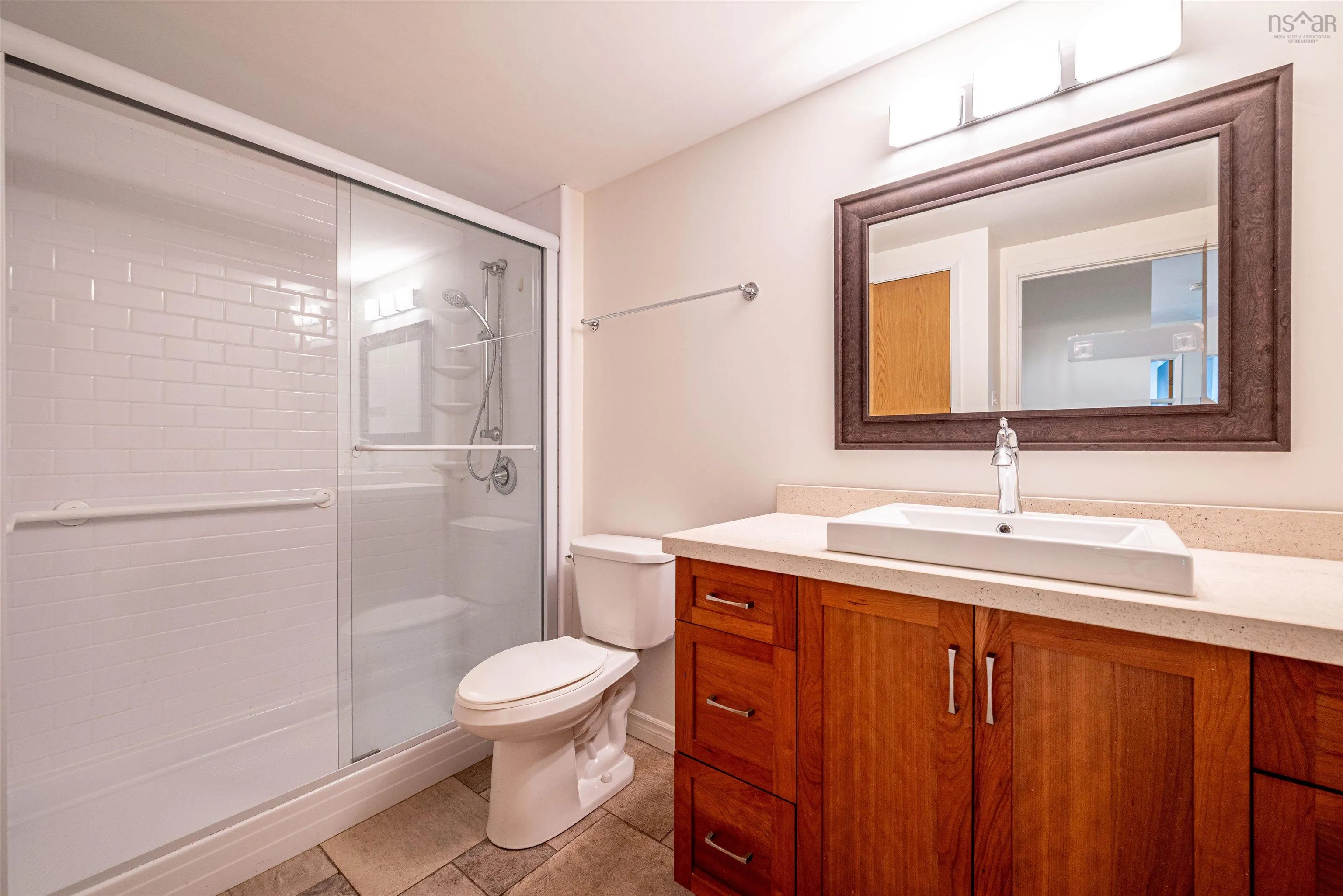 200-5230 Tobin Street, Halifax Ns B3h 1s2, 2 Bedrooms Bedrooms, ,1 BathroomBathrooms,Residential,For Sale,Tobin,202510362